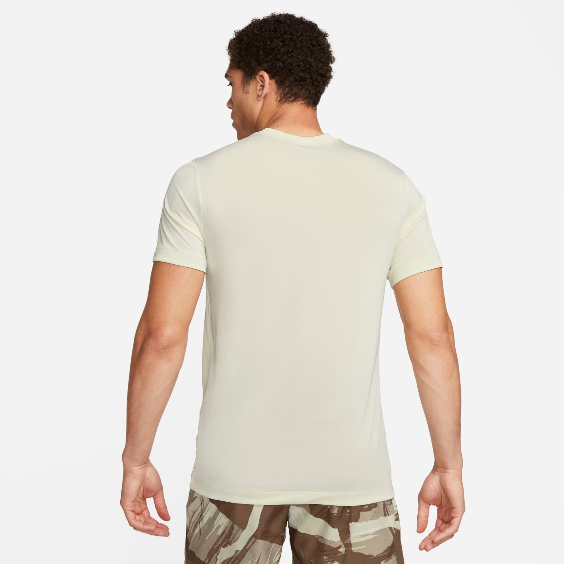 Camiseta Nike Dri-FIT Camo Masculina - Foto 2
