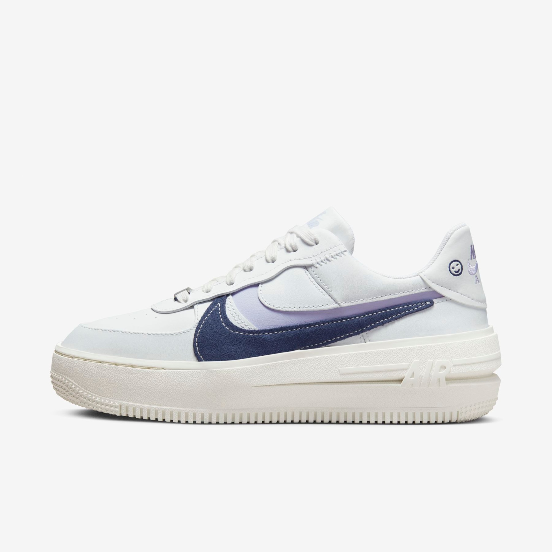 Tênis Nike Air Force 1 PLT.AF.ORM LV8 FUFR Feminino - Foto 1