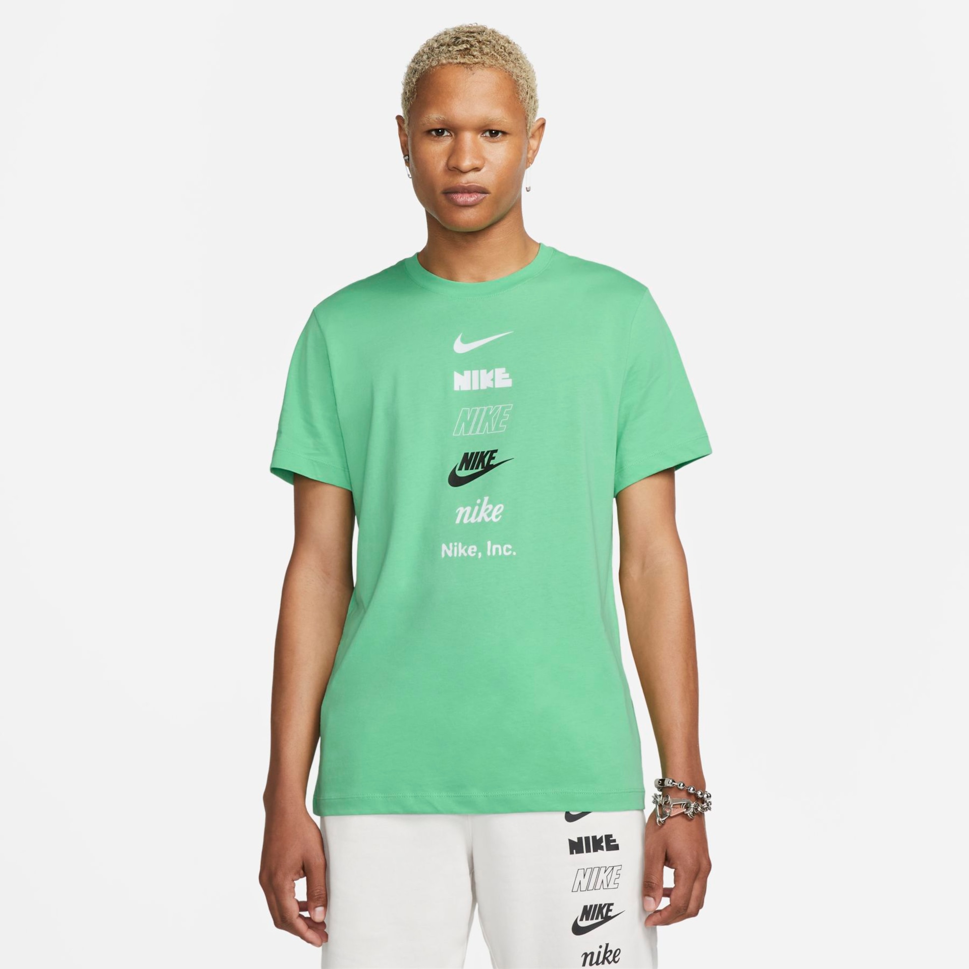 Imagem principal de Camiseta Nike Sportswear Masculina