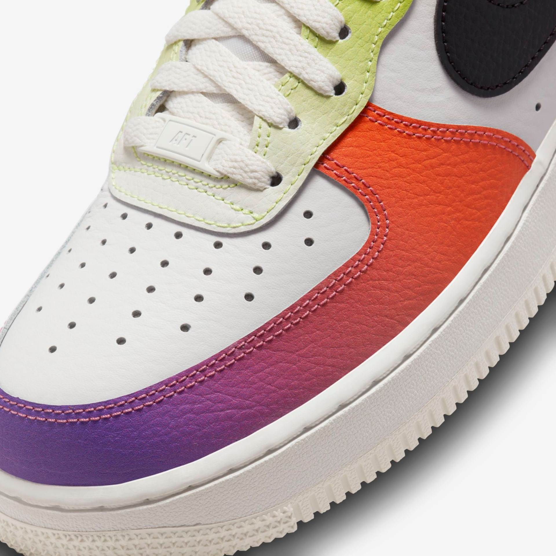 Tênis Nike Air Force 1 Low '07 Premium Feminino - Foto 8