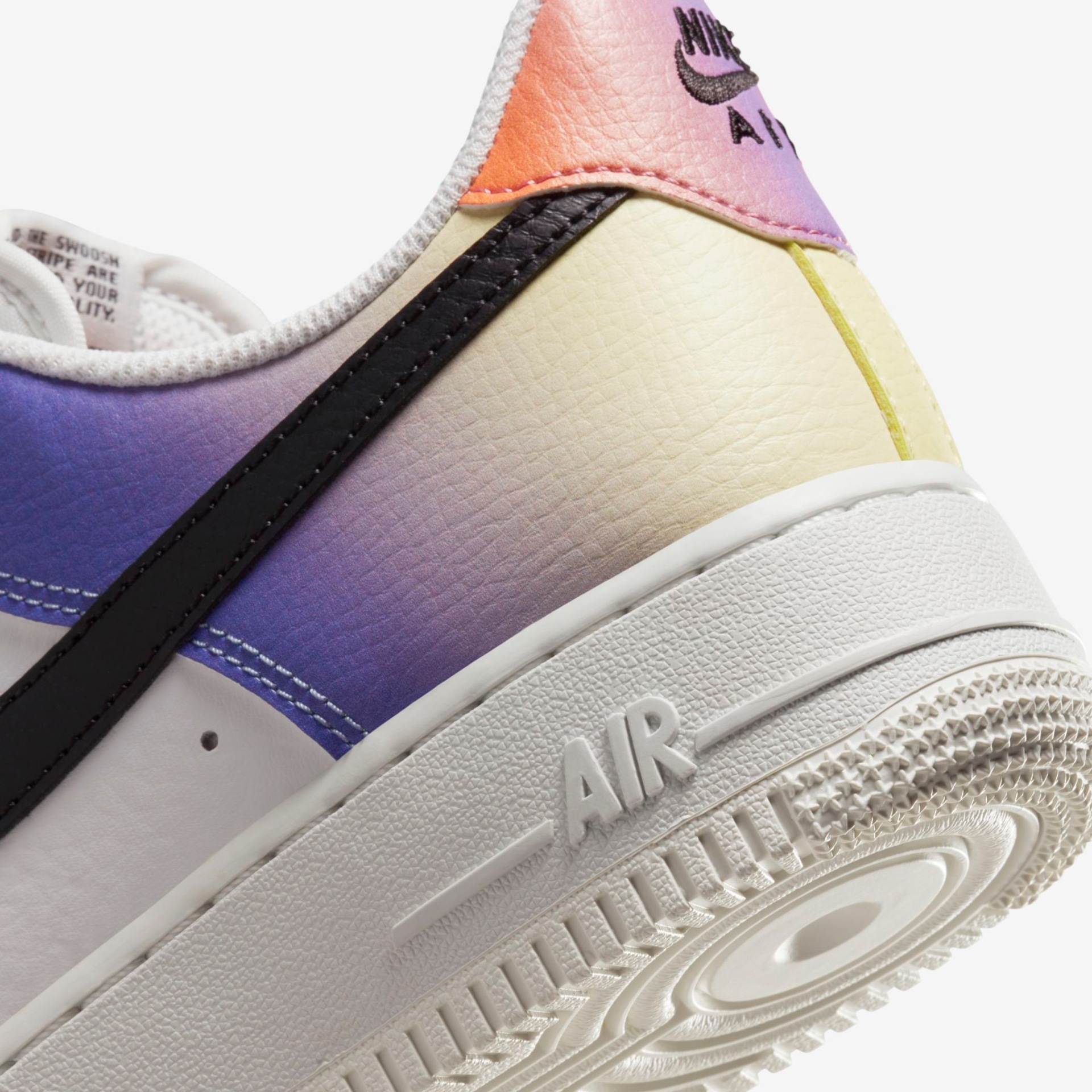 Tênis Nike Air Force 1 Low '07 Premium Feminino - Foto 9