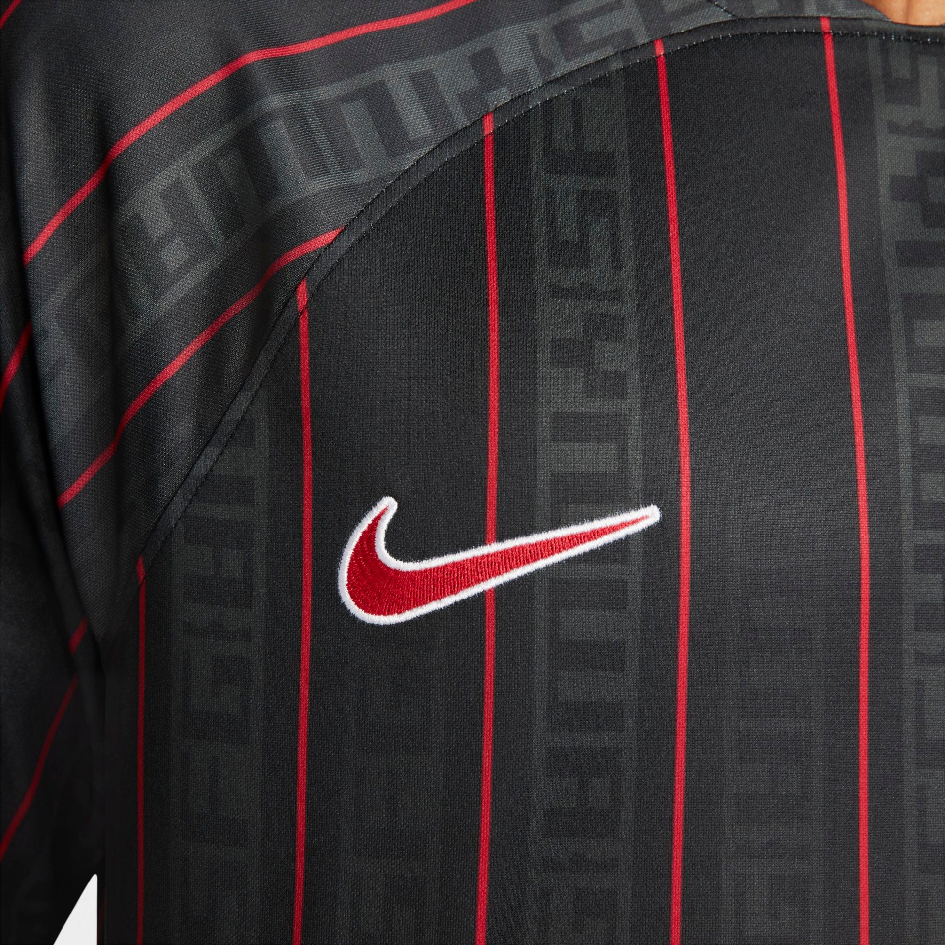 Camisa Nike Liverpool 2023/24 Torcedor Pro Masculina - Foto 6