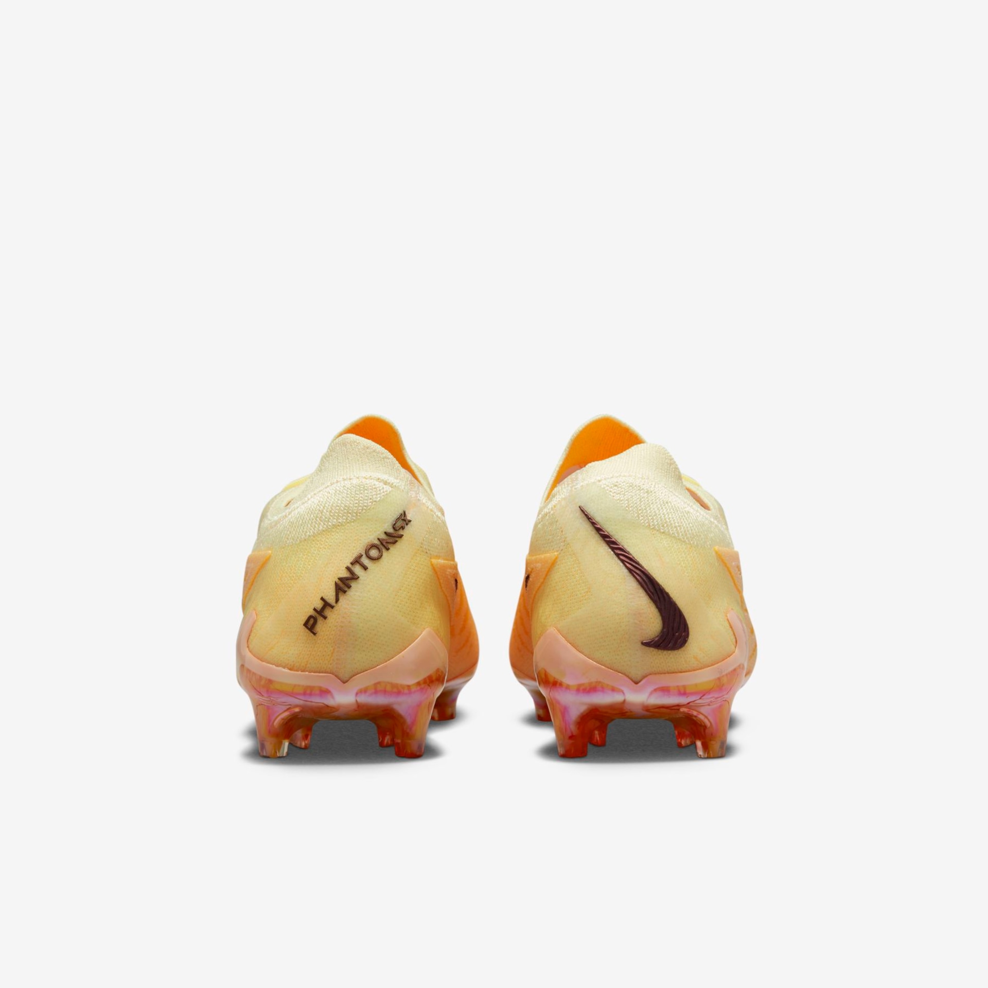 Chuteira Nike Phantom GX Elite Campo - Foto 6