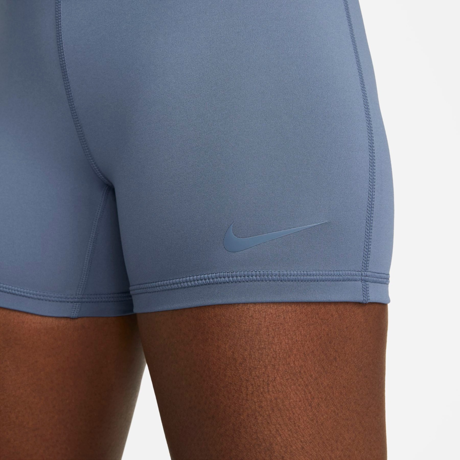 Shorts Nike Dri-FIT Advantage Feminino - Foto 5