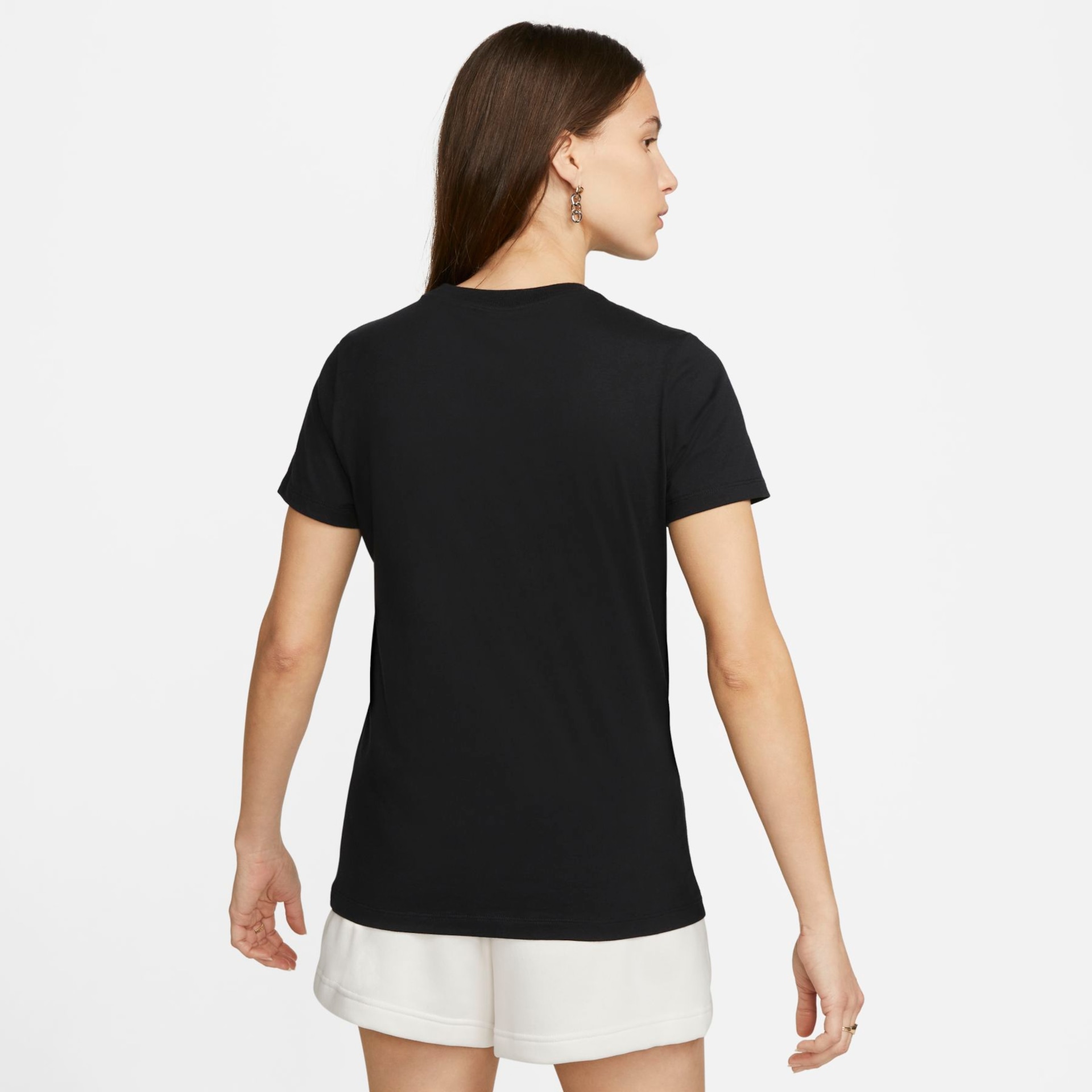 Camiseta Nike Sportswear Feminina - Foto 2