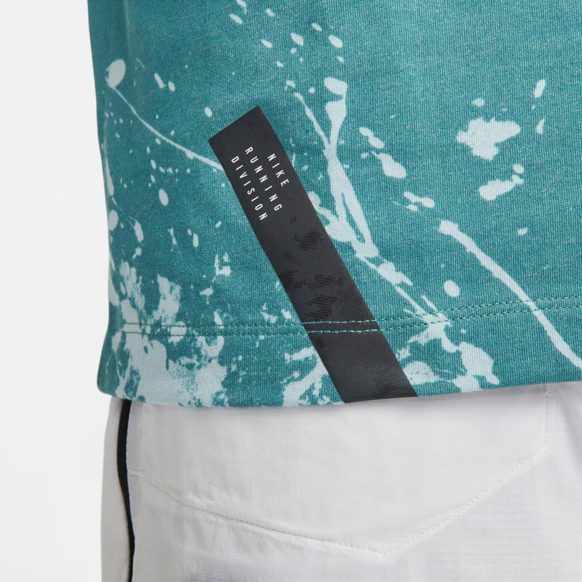 Camiseta Nike Dri-FI Run Division AOP Masculina - Foto 4