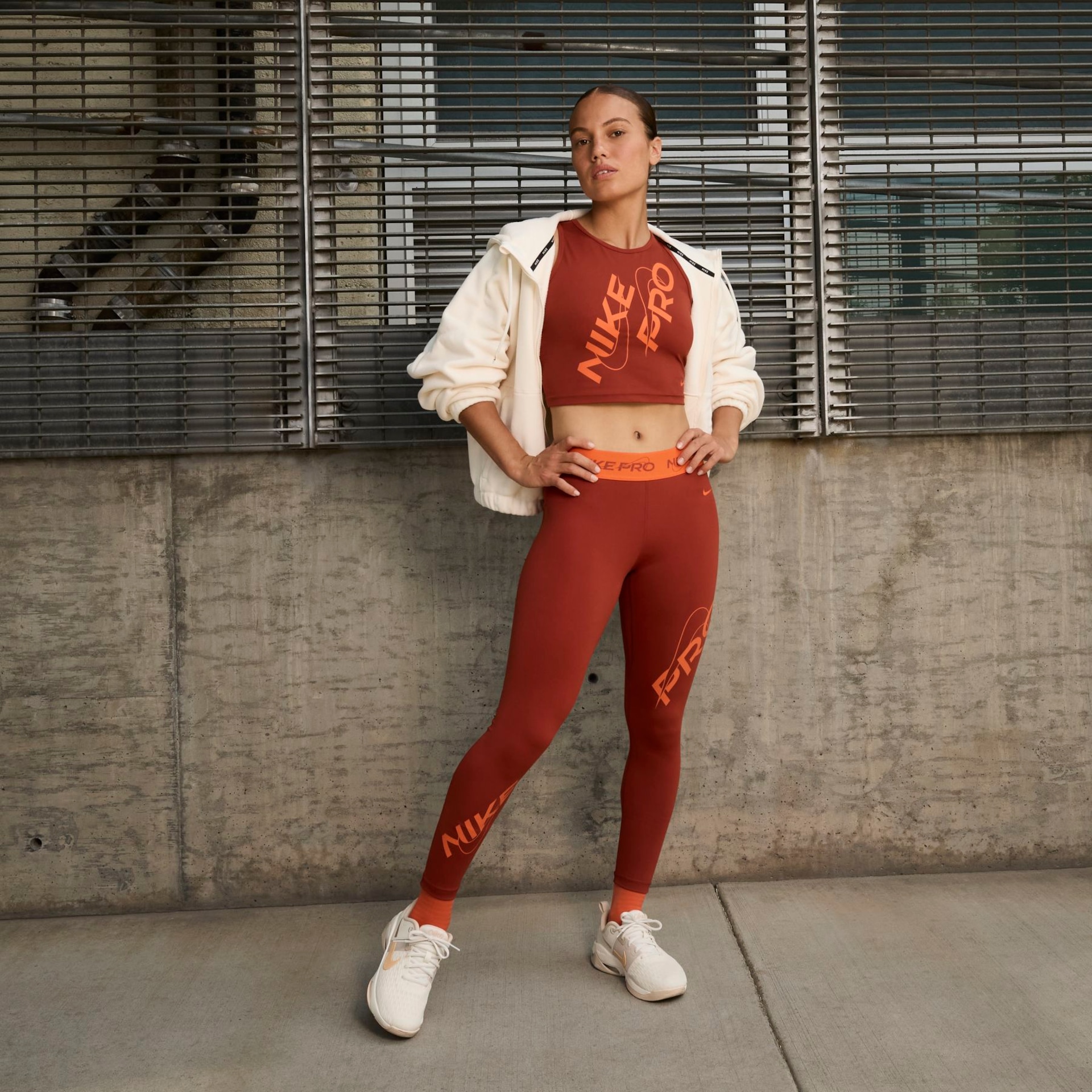 Tênis Nike Zoom Bella 6 Feminino - Foto 10