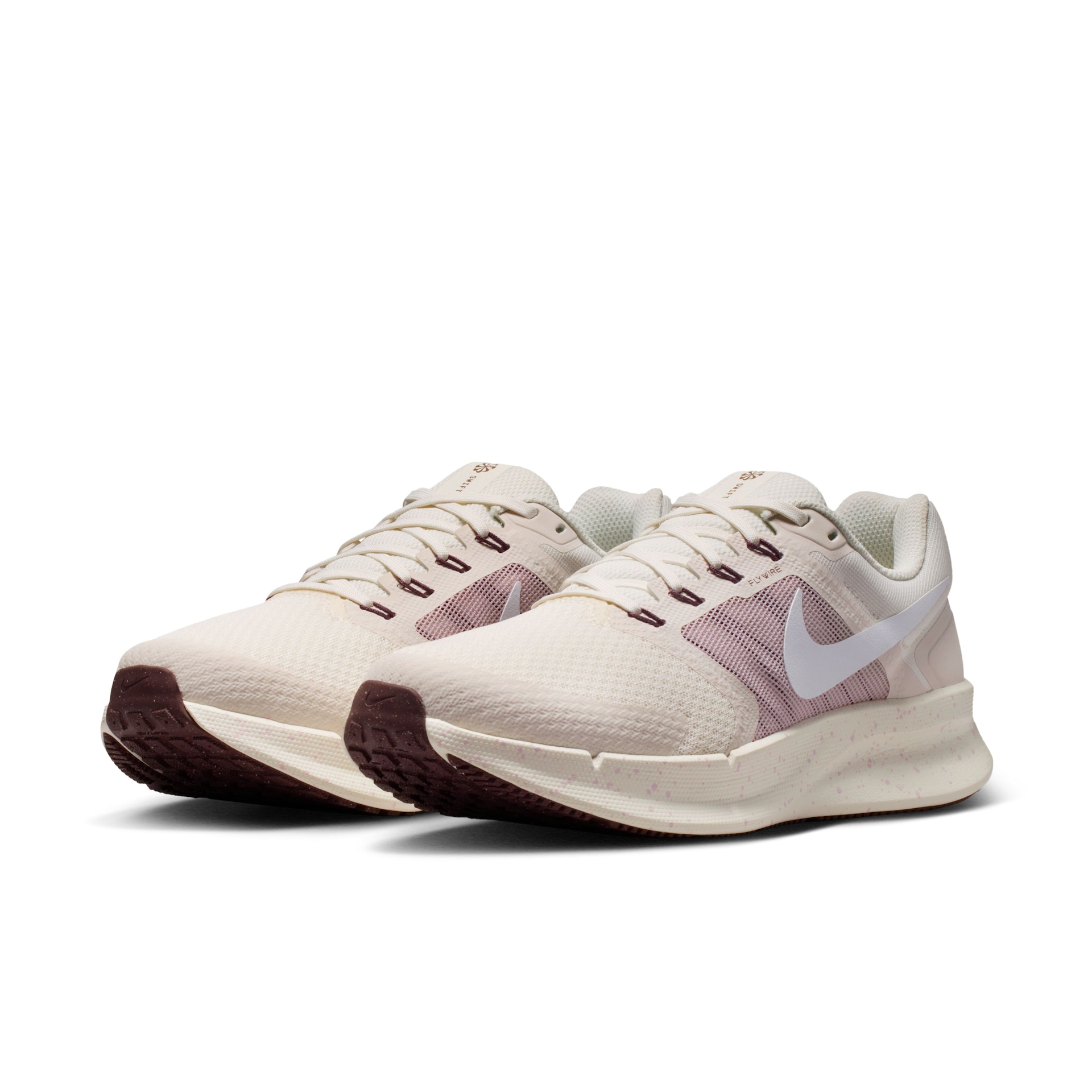 Tênis Nike Run Swift 3 Feminino - Foto 11