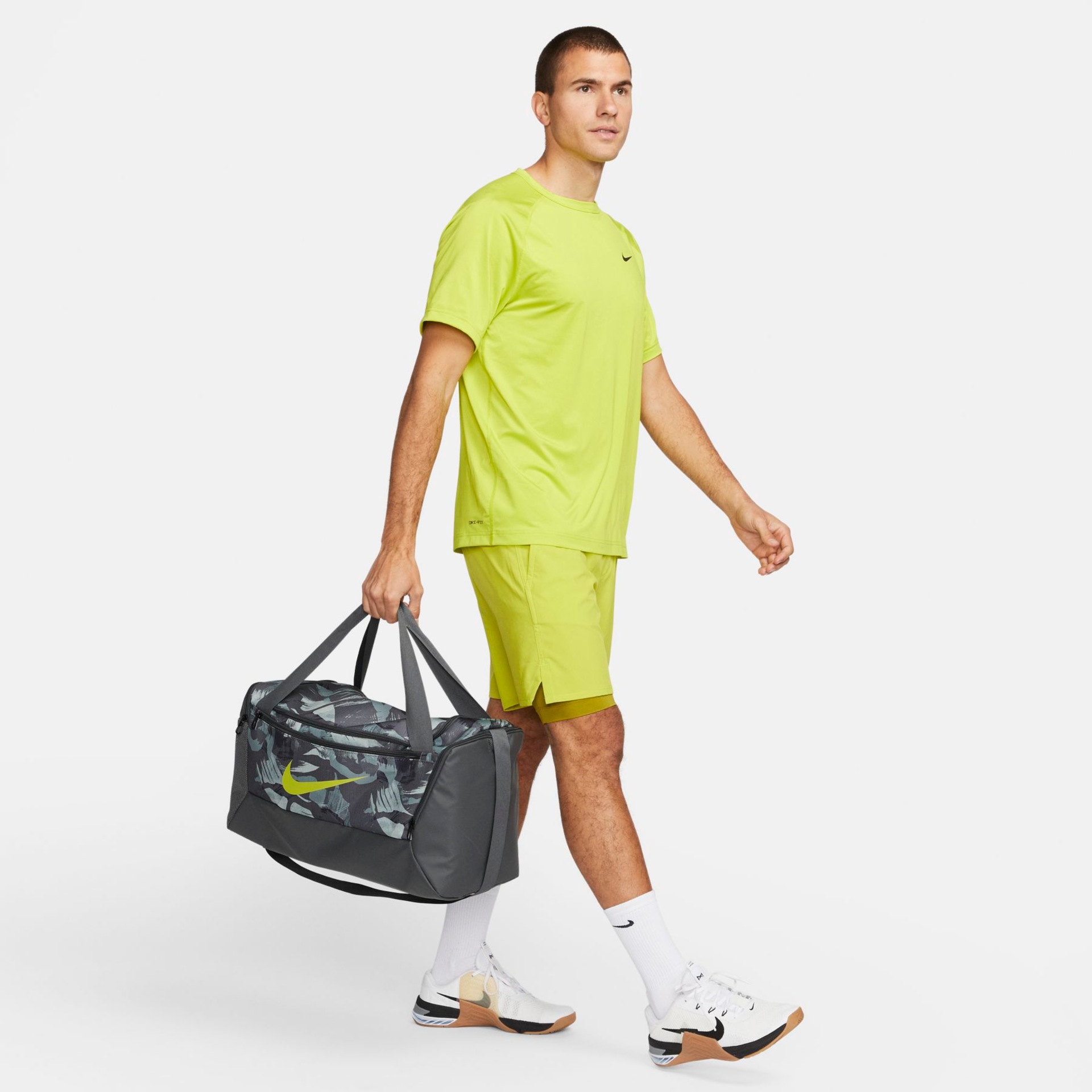 Bolsa Nike Brasilia Unissex - Foto 12