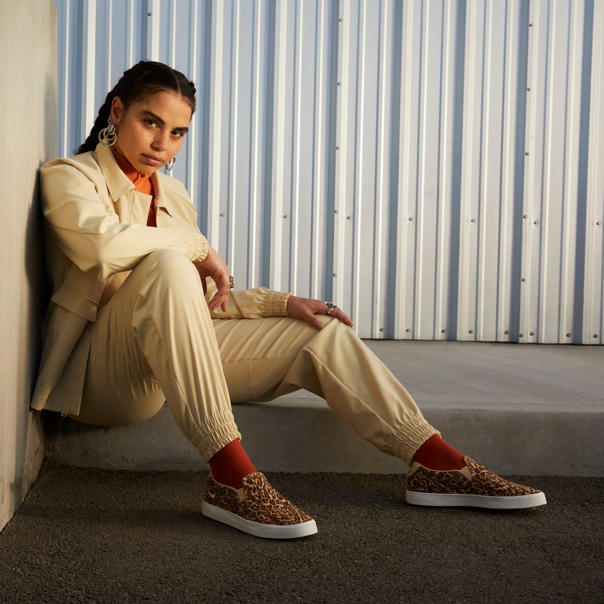 Tênis Nike Court Legacy Leopard Slip-On Feminino - Foto 2