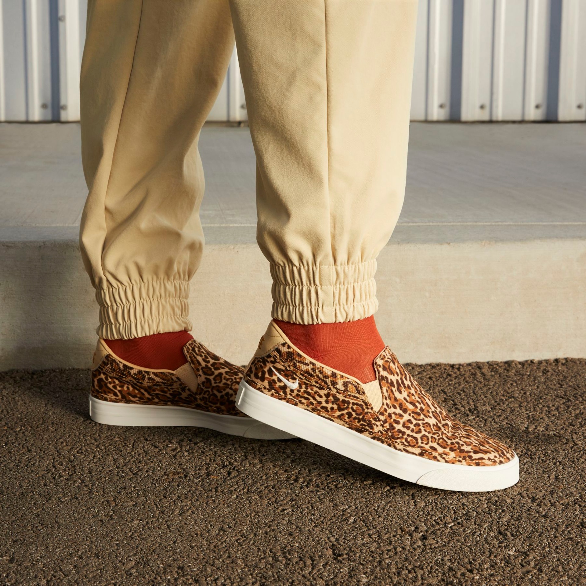 Tênis Nike Court Legacy Leopard Slip-On Feminino - Foto 10