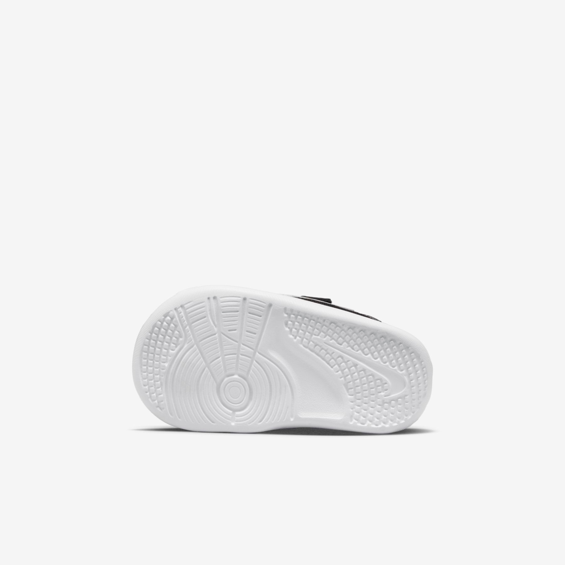 Tênis Nike Omni Multi-Court Infantil - Foto 2