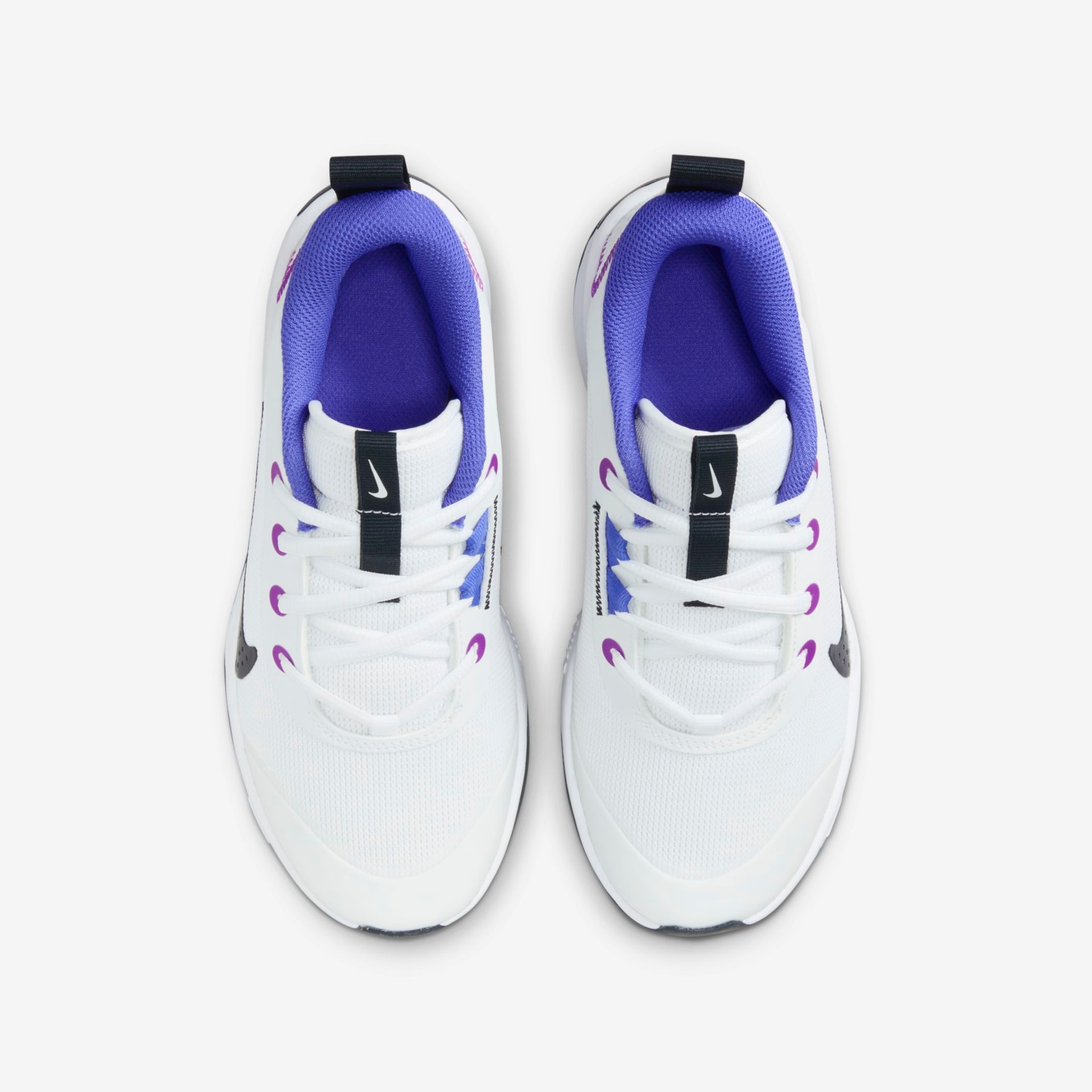 Tênis Nike Omni Multi-Court Infantil - Foto 4