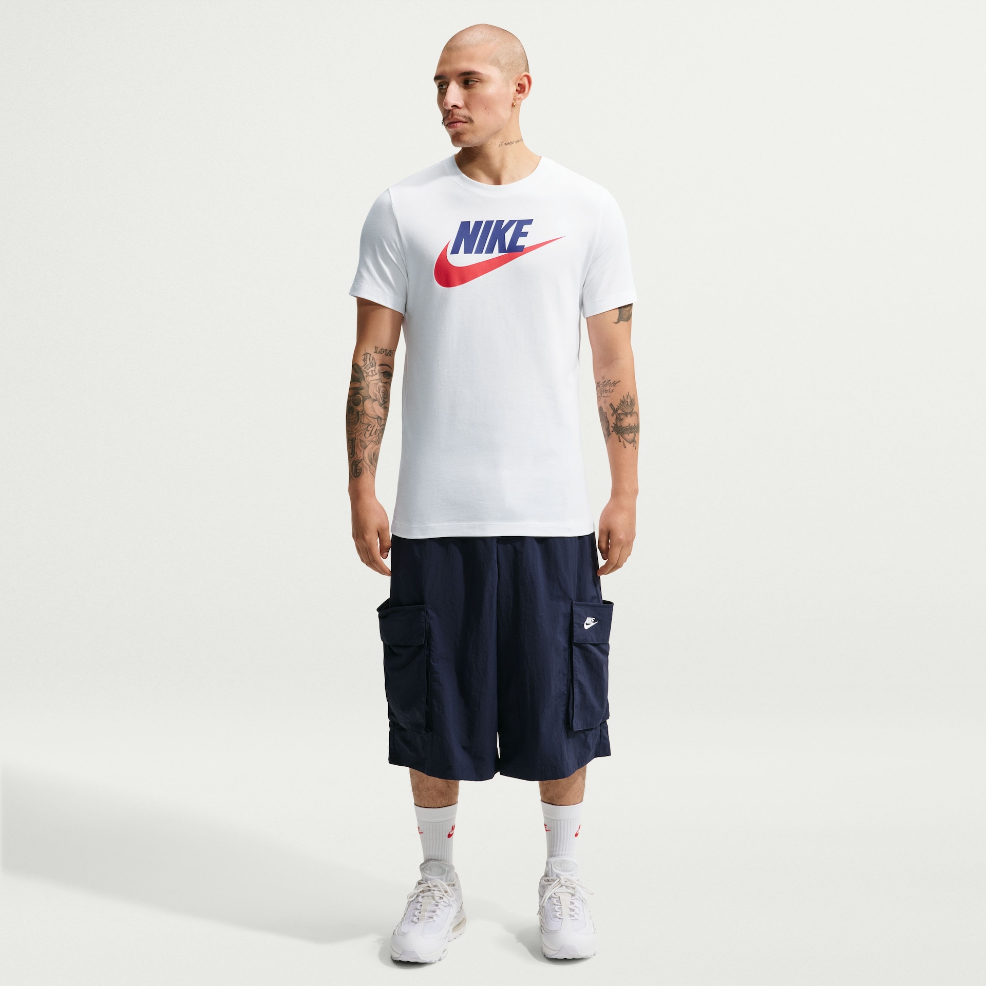 Camiseta Nike Standard Issue Masculina - Foto 2