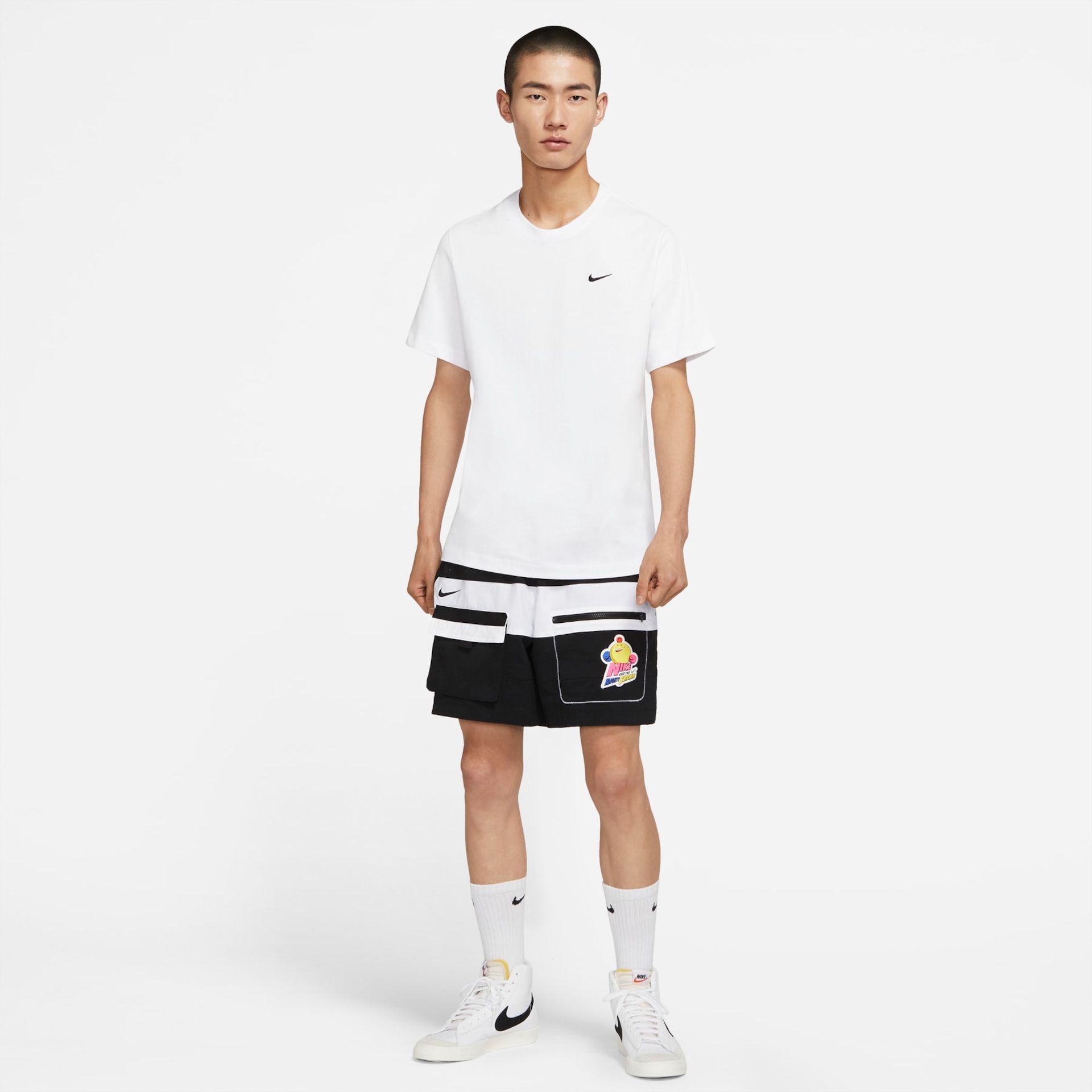 Camiseta Nike Sportswear Swoosh Masculina - Foto 3