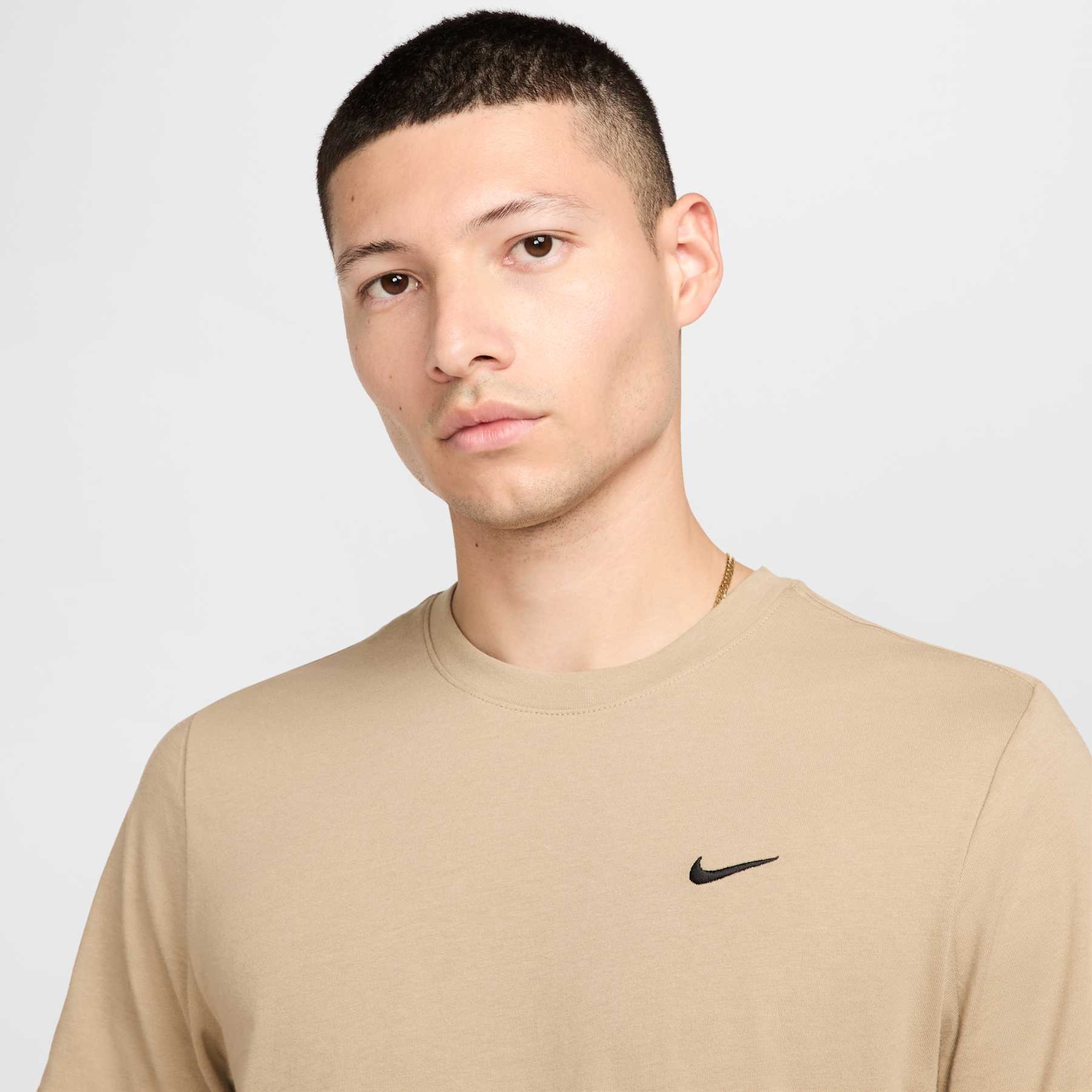 Camiseta Nike Sportswear Swoosh Masculina - Foto 3