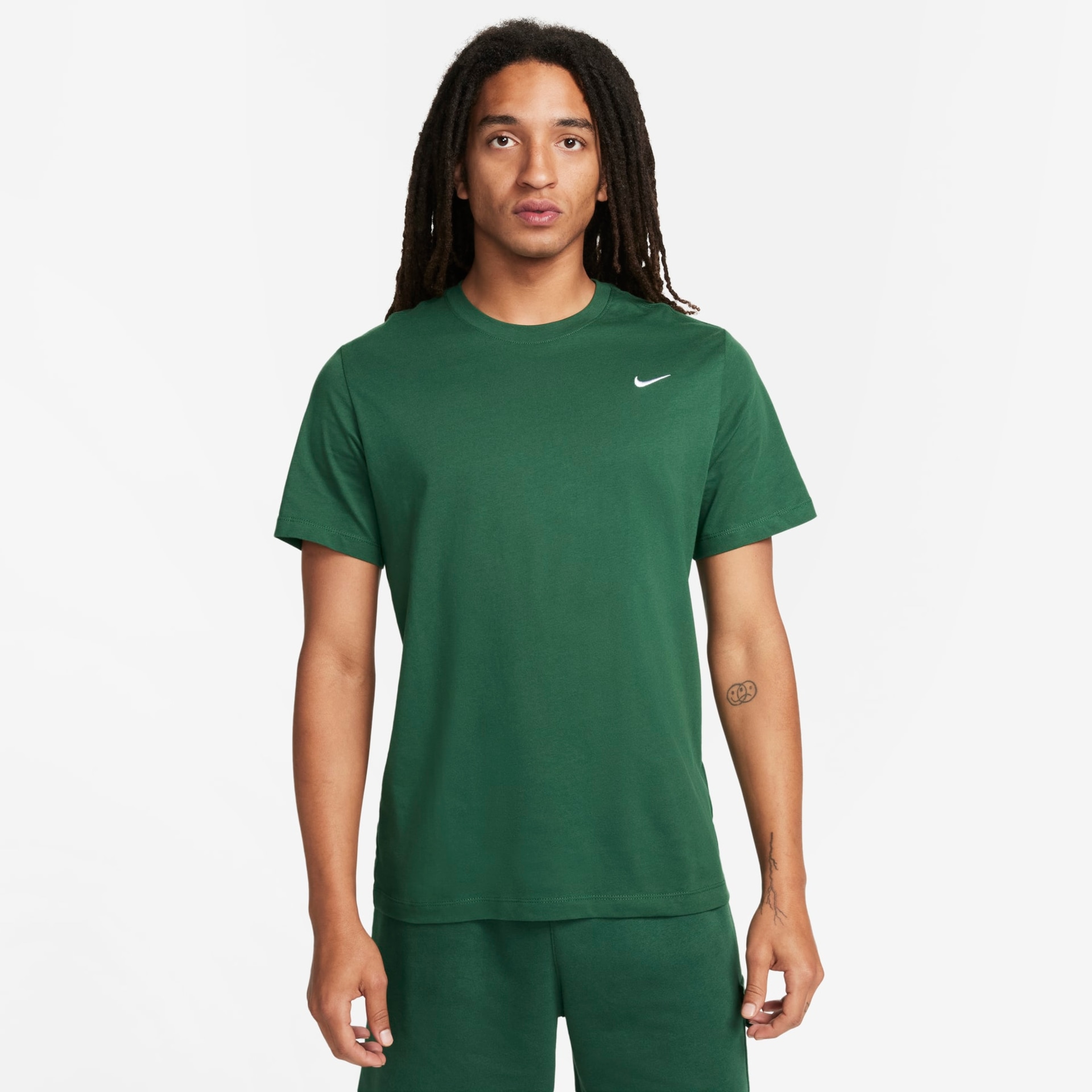 Imagem principal de Camiseta Nike Sportswear Swoosh Masculina