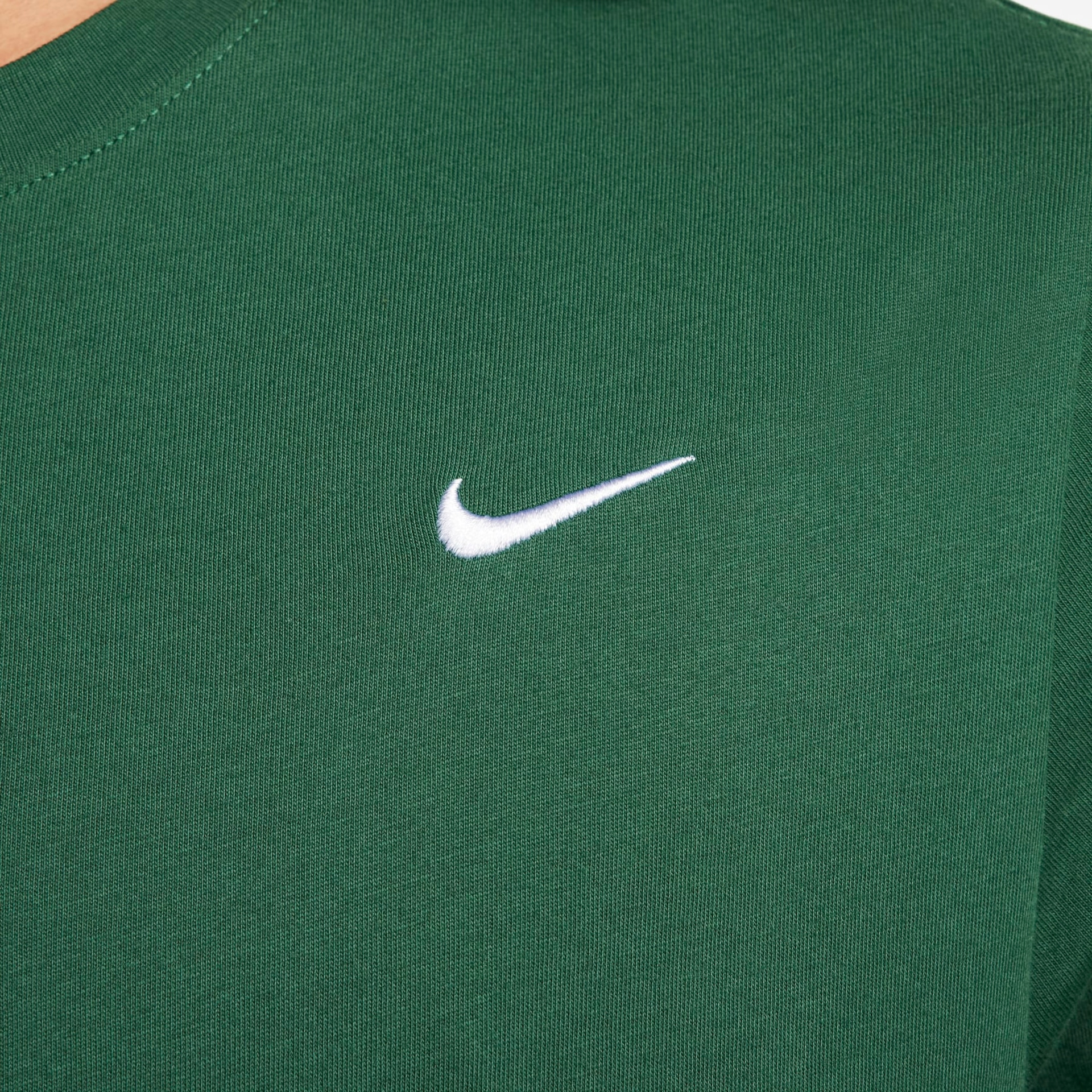 Camiseta Nike Sportswear Swoosh Masculina - Foto 4