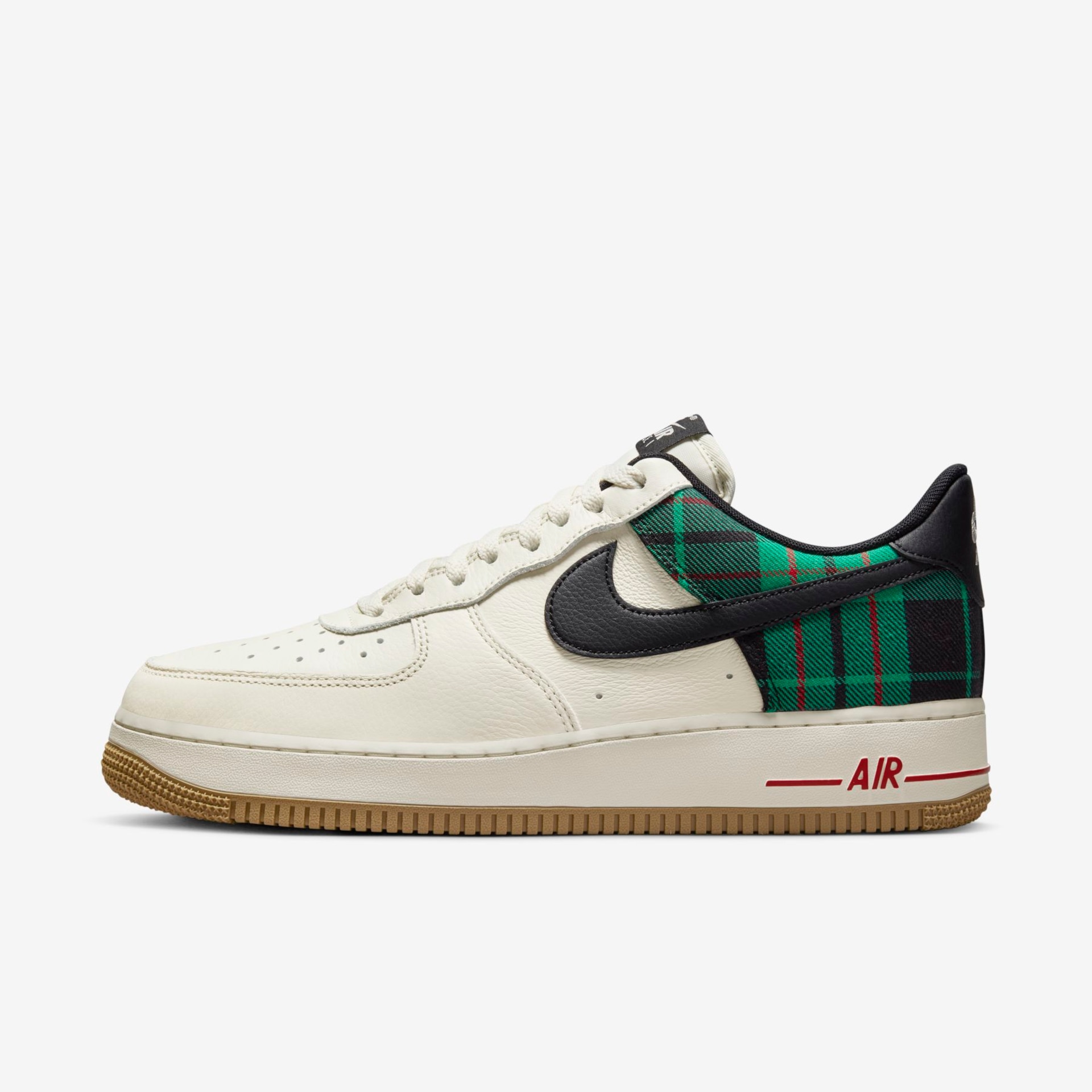 Tênis Nike Air Force 1 - Foto 1
