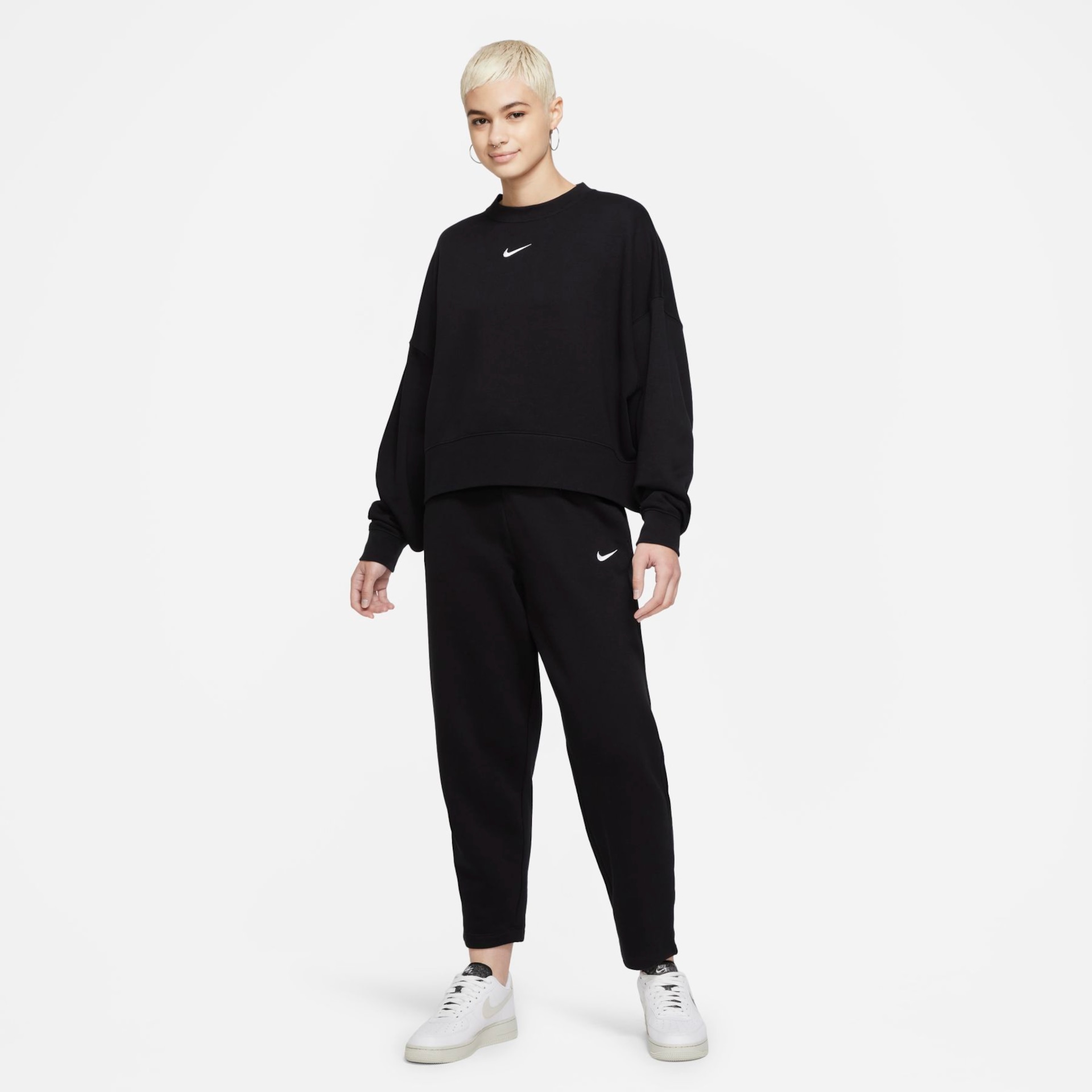 Blusão Nike Sportswear Collection Essentials Feminino - Foto 4