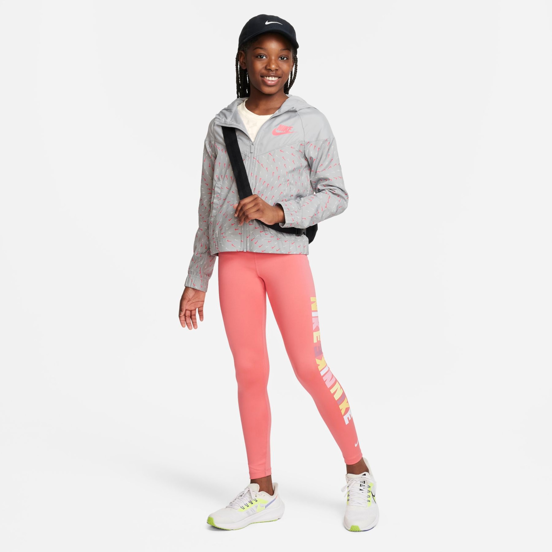 Jaqueta Nike Sportswear Windrunner Infantil - Foto 5