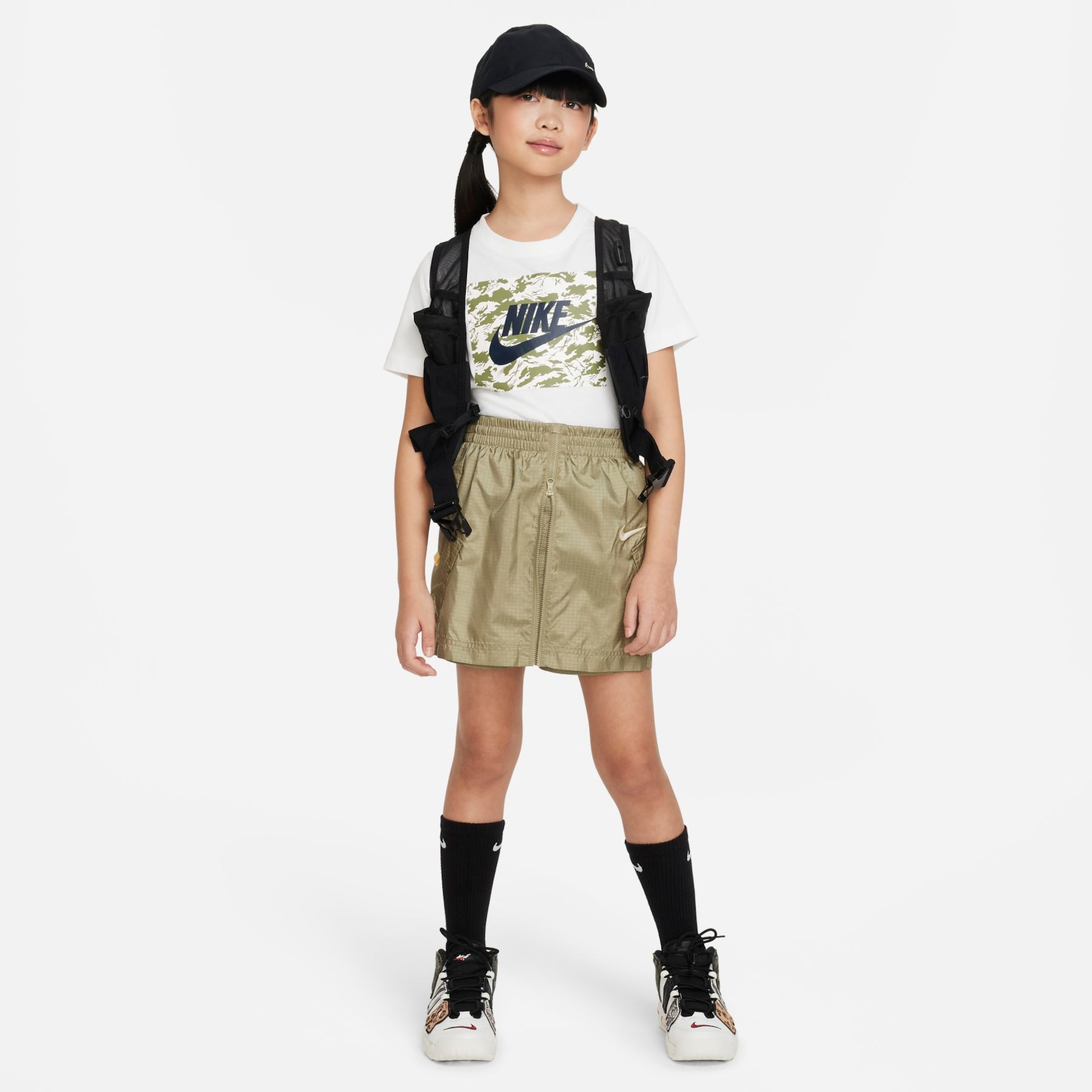 Shorts Saia Nike Sportswear Cargo Infantil - Foto 7