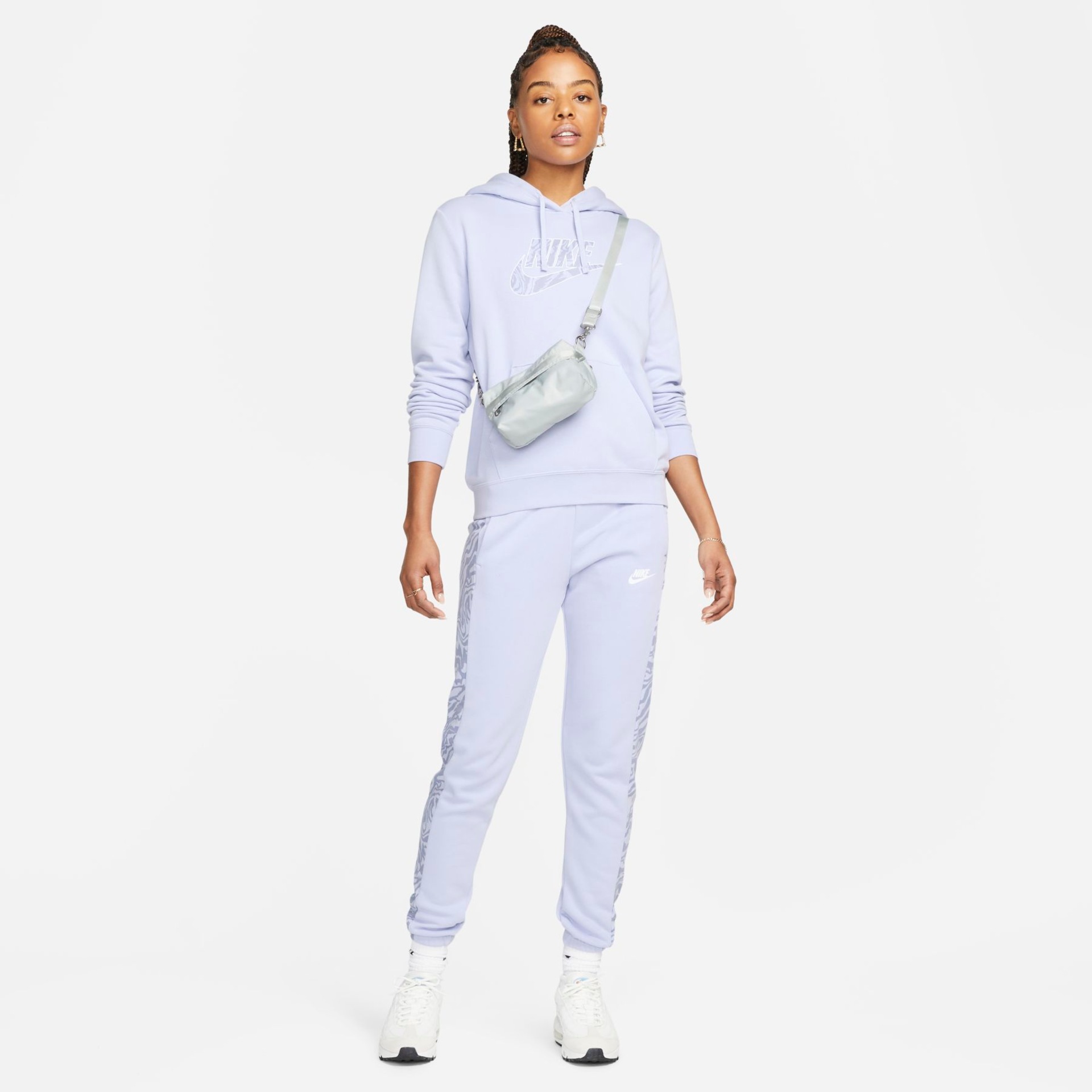 Blusão Nike Sportswear Club Fleece Feminino - Foto 6