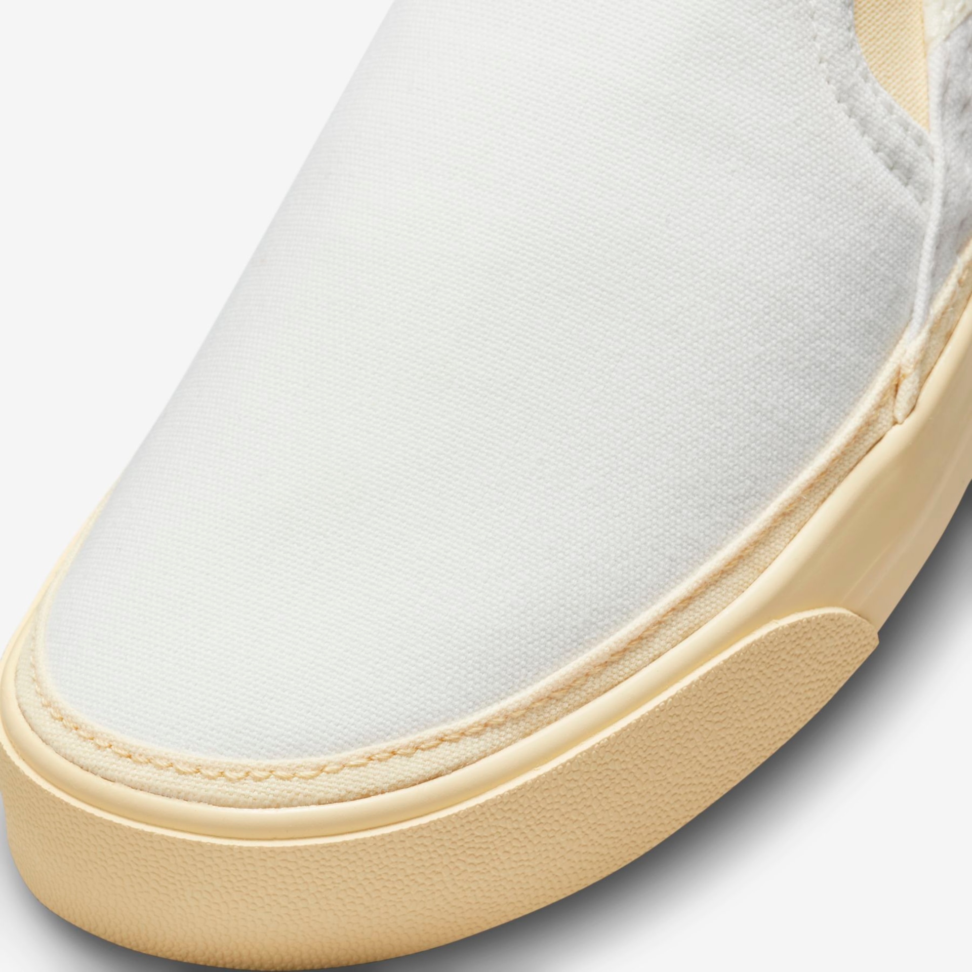 Tênis Nike Slip-On Court Legacy Feminino - Foto 7