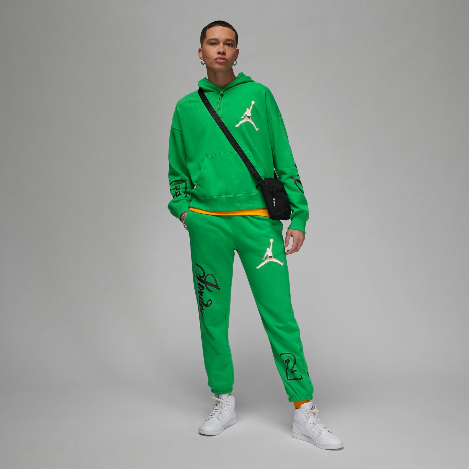 Blusão Jordan Brooklyn Feminino - Foto 8