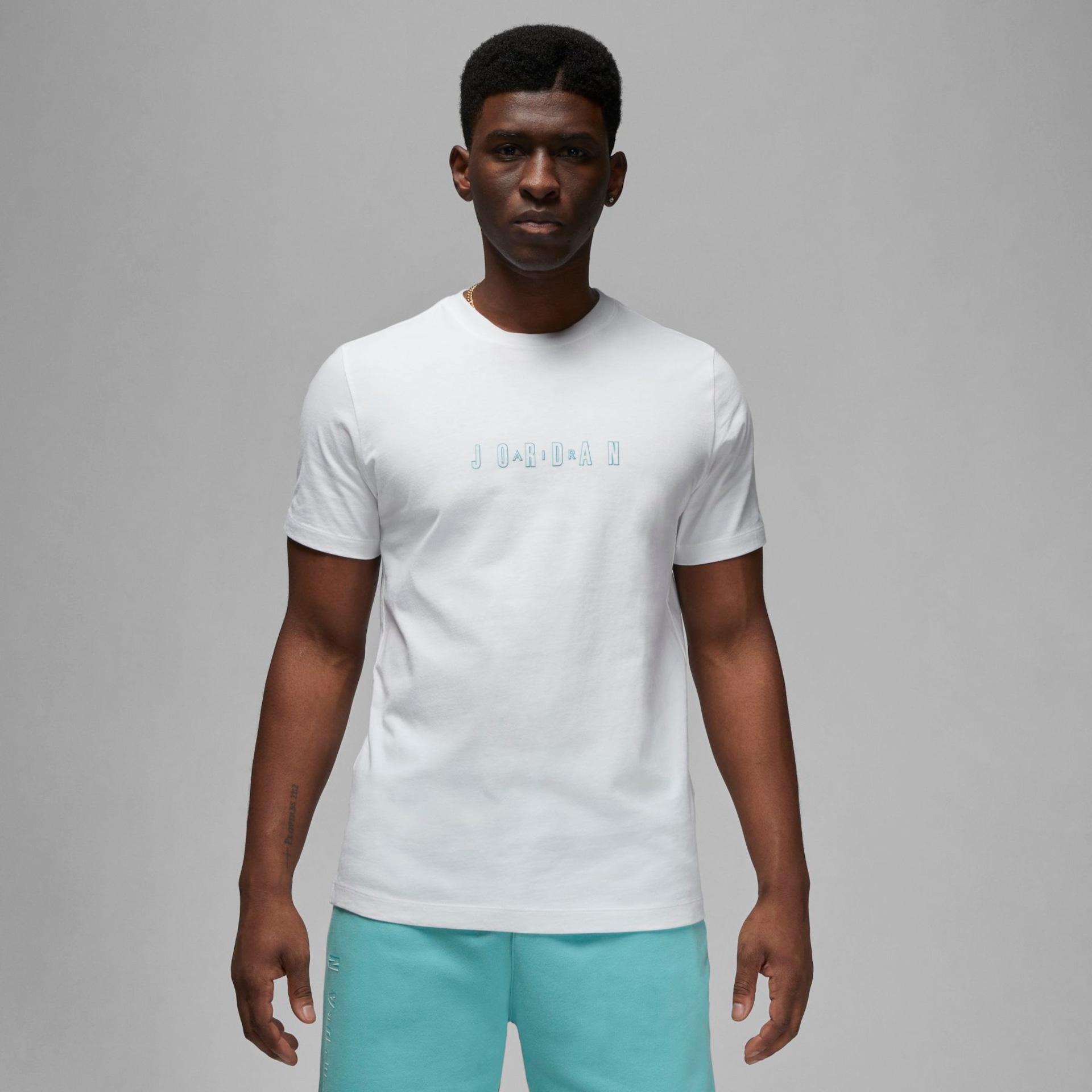 Camiseta Jordan Essentials Masculina - Foto 1