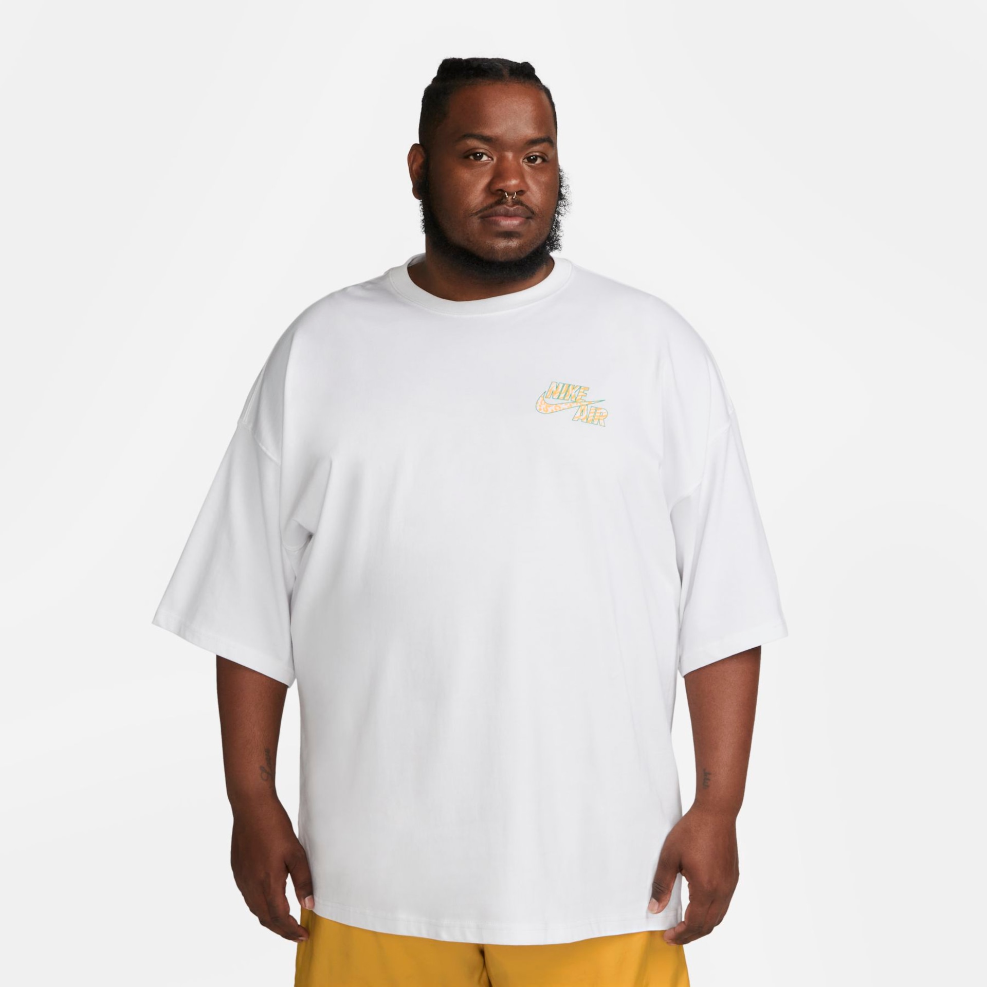 Camiseta Nike Sportswear Swoosh Masculina - Foto 7