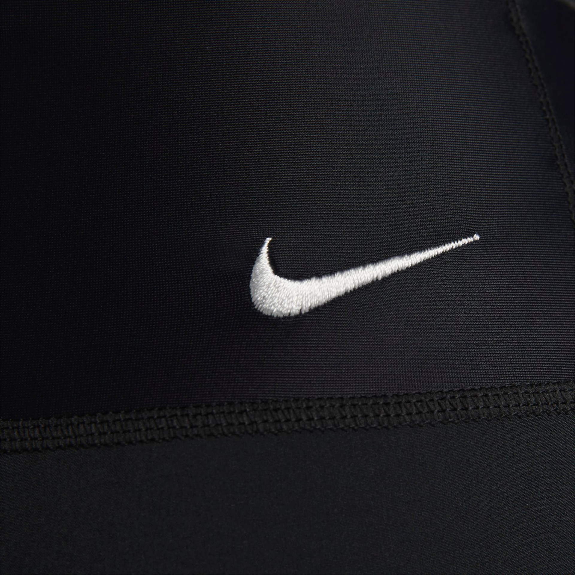 Calça Nike ACG Dri-FIT Feminina - Foto 6