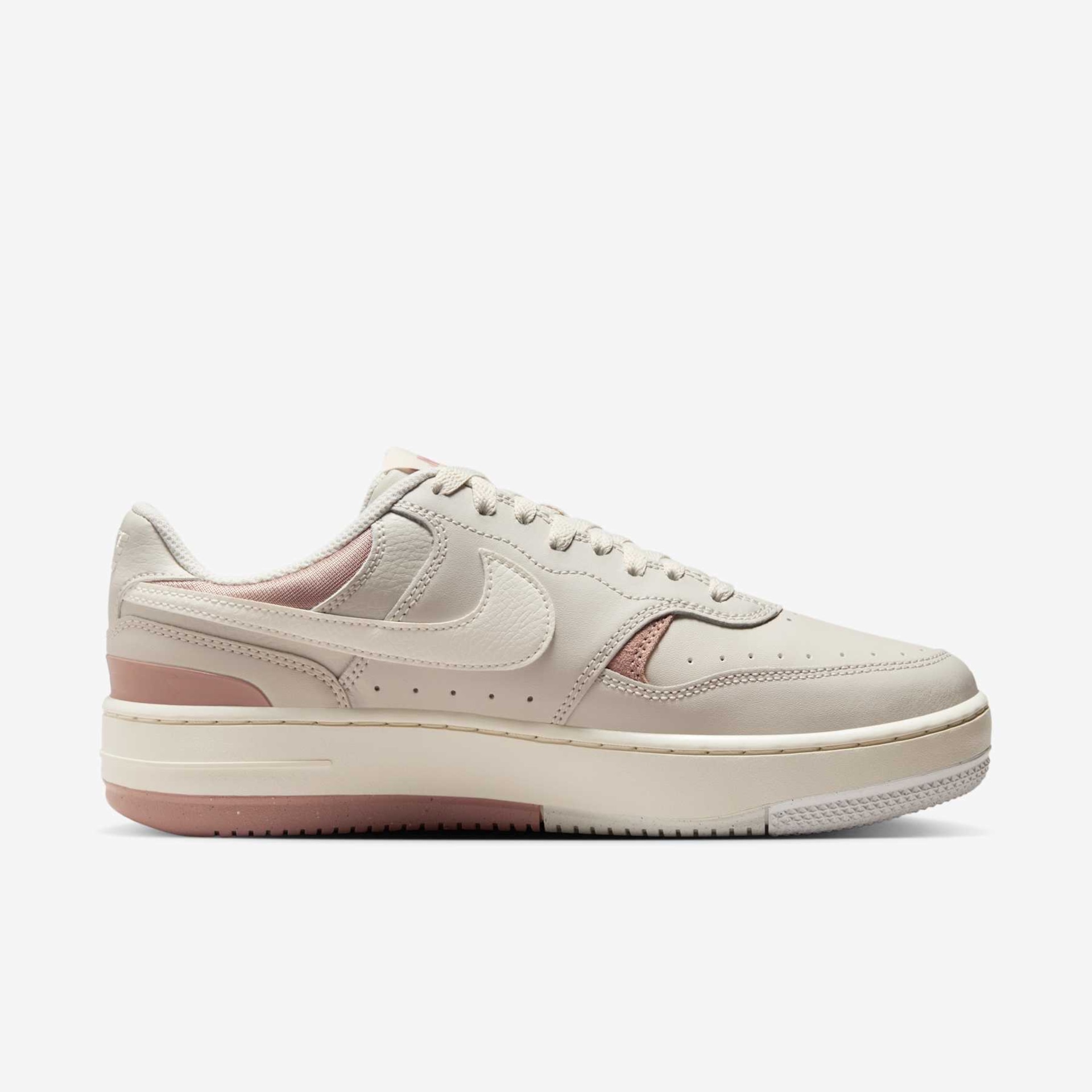 Tênis Nike Gamma Force Feminino - Foto 3