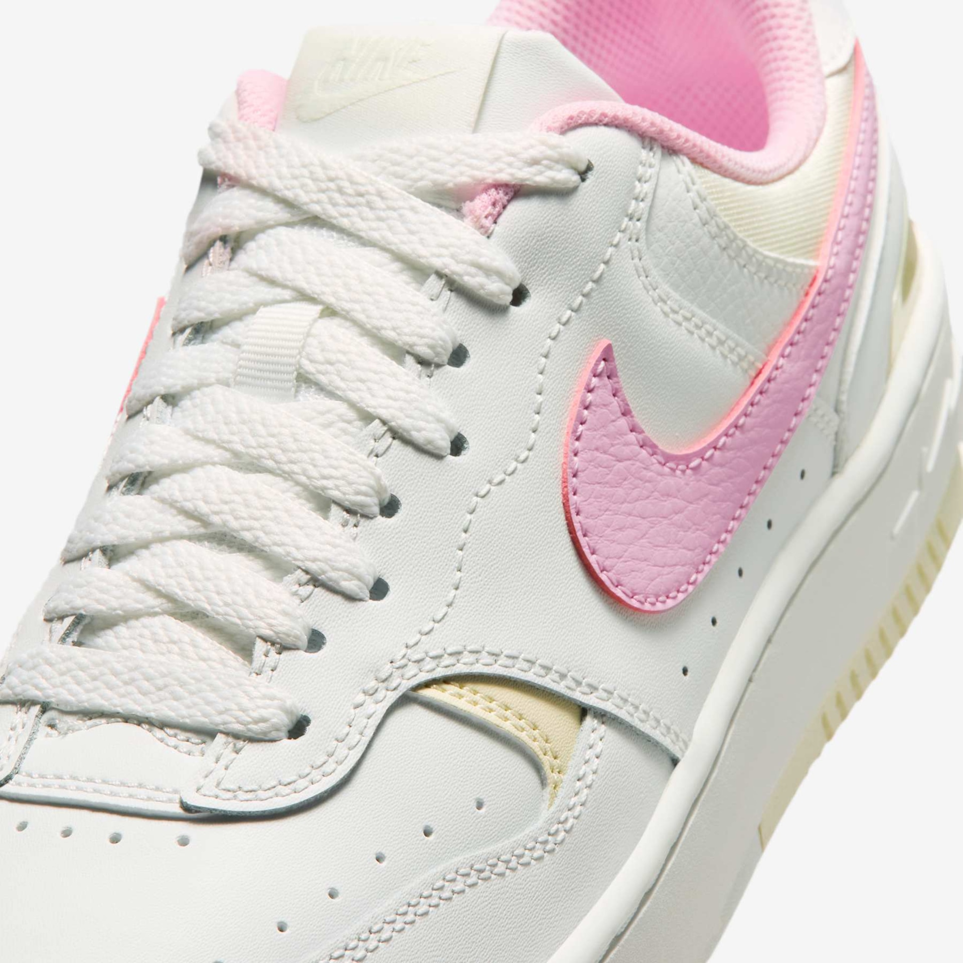 Tênis Nike Gamma Force Feminino - Foto 7