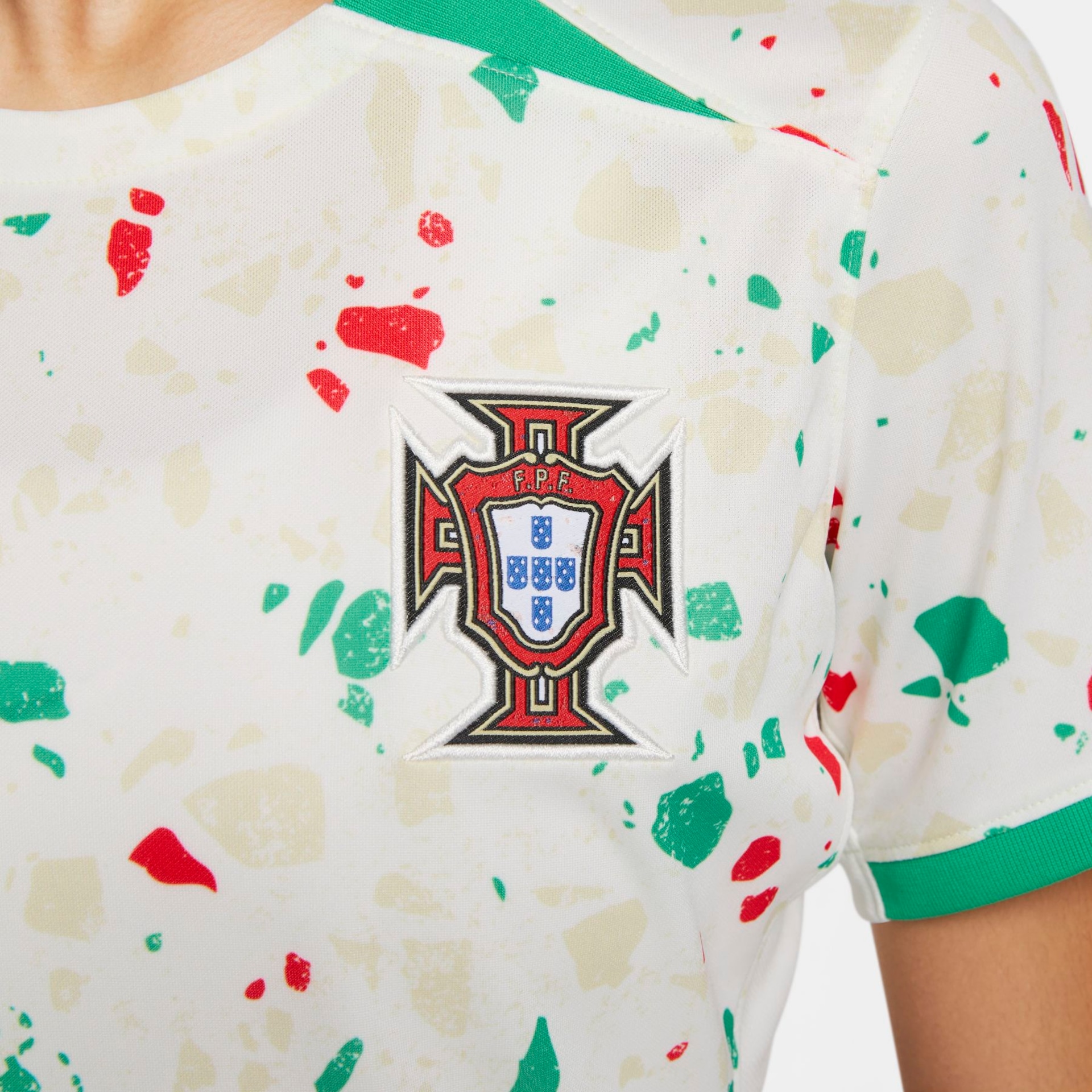 Camisa Nike Portugal II 2023/24 Torcedora Pro Feminina - Foto 4