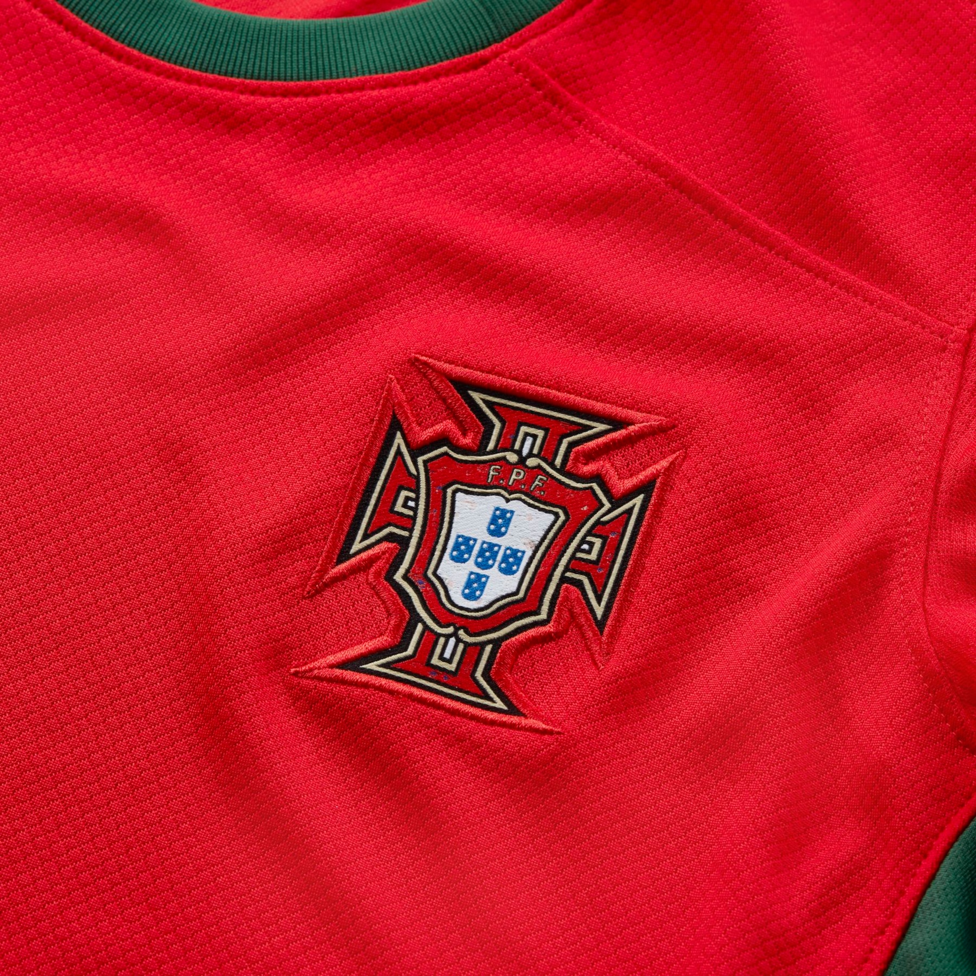 Camisa Nike Portugal I 2023/24 Torcedora Pro Feminina - Foto 9