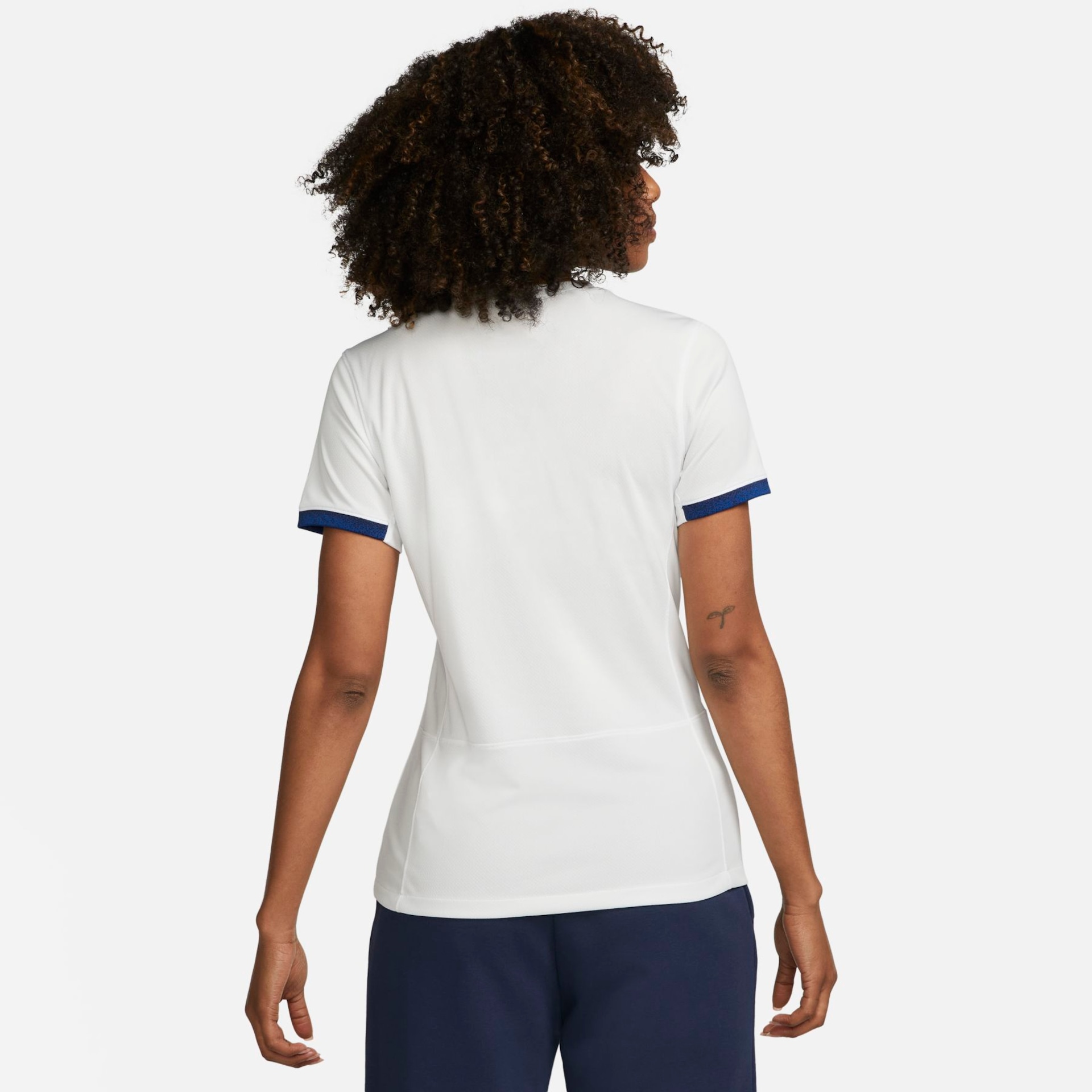 Camiseta Nike Inglaterra I 2023/24 Torcedora Pro Feminina - Foto 2