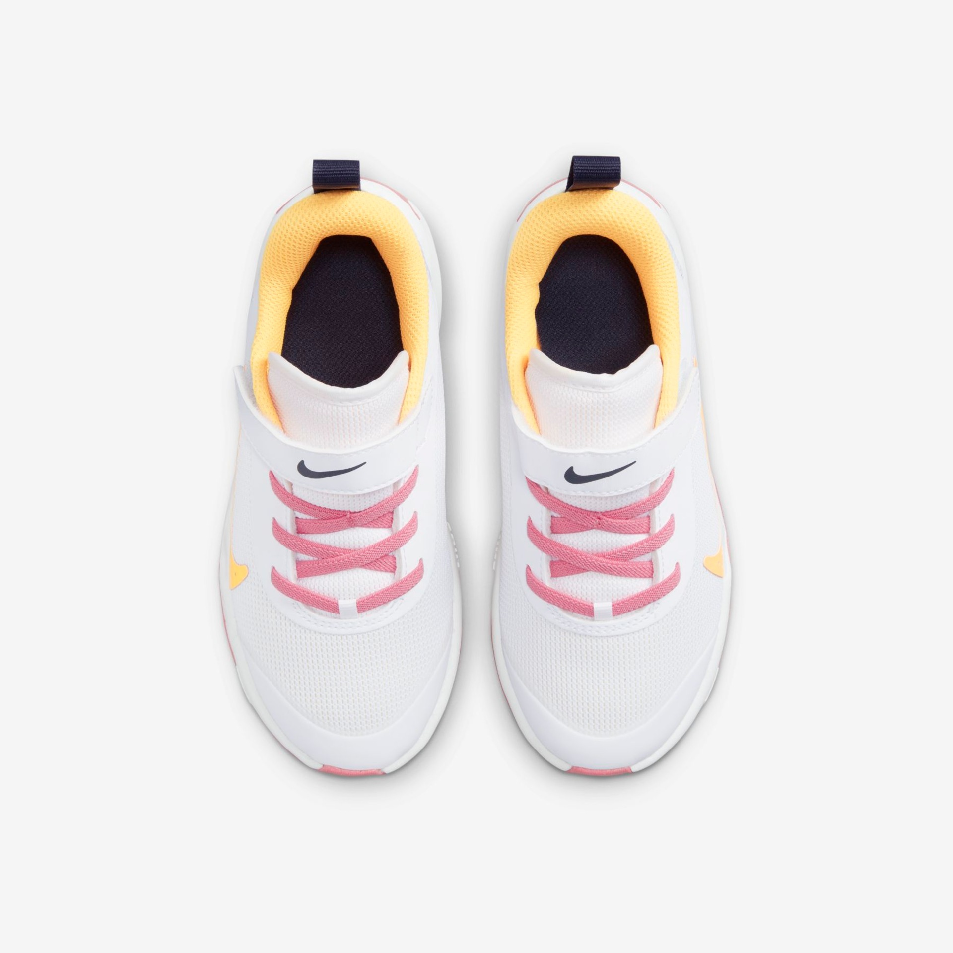 Tênis Nike Omni Multi-Court Infantil - Foto 4