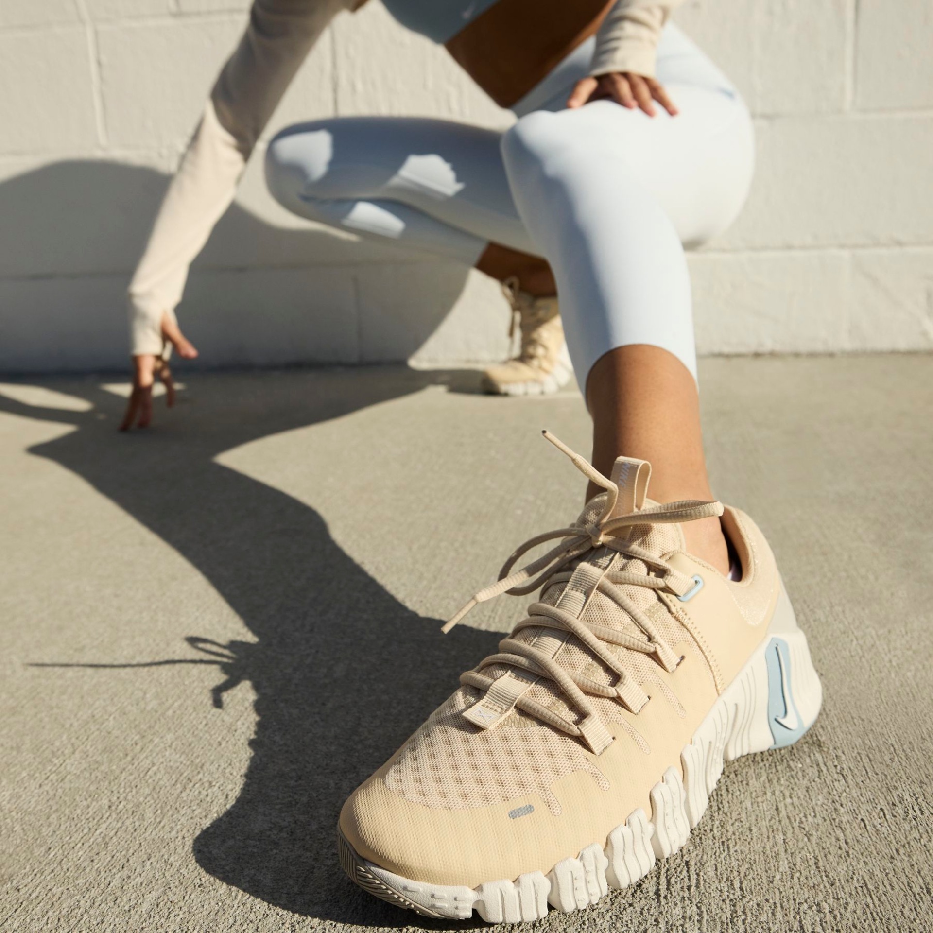 Tênis Nike Free Metcon 5 Feminino - Foto 11
