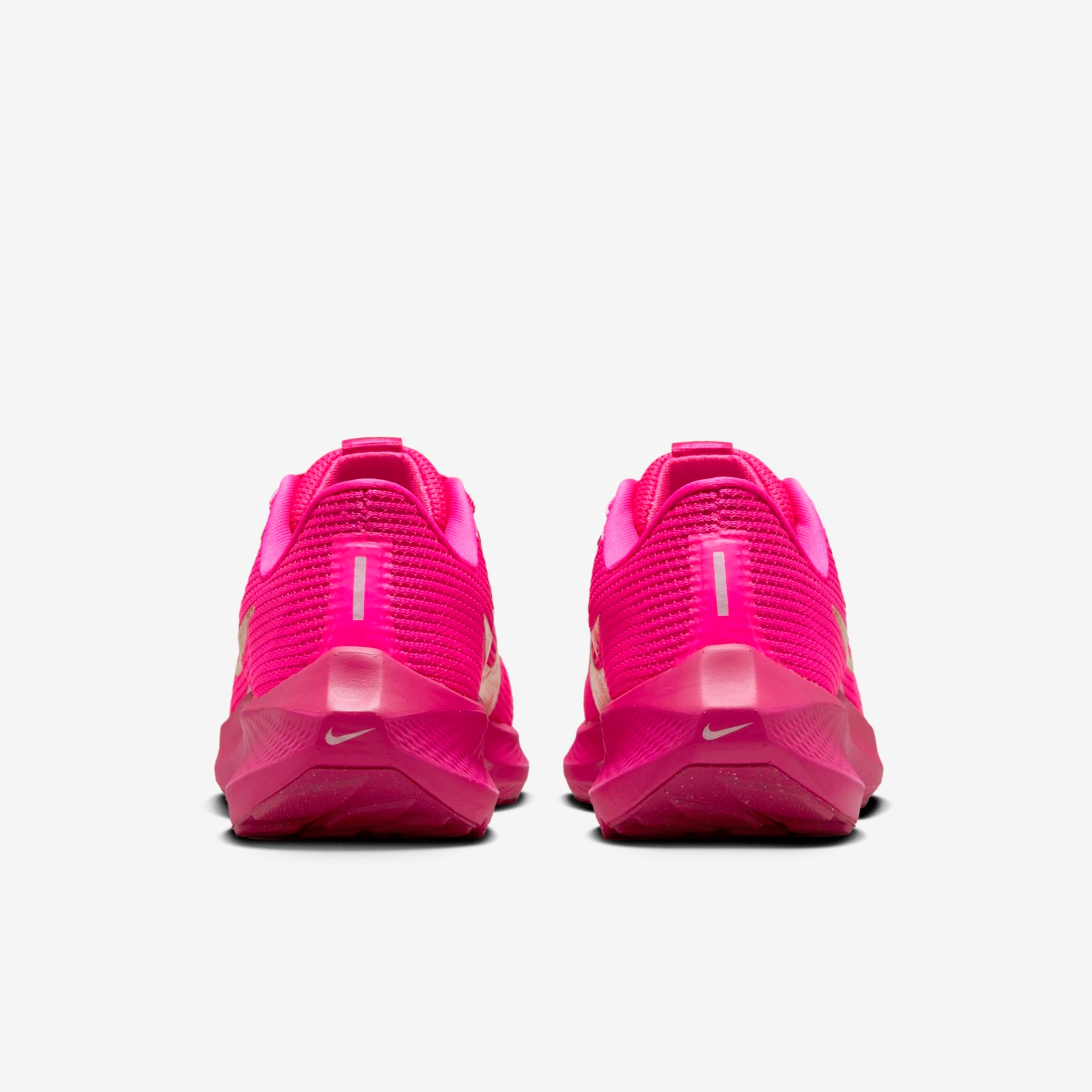 Tênis Nike Pegasus 40 Feminino - Foto 6