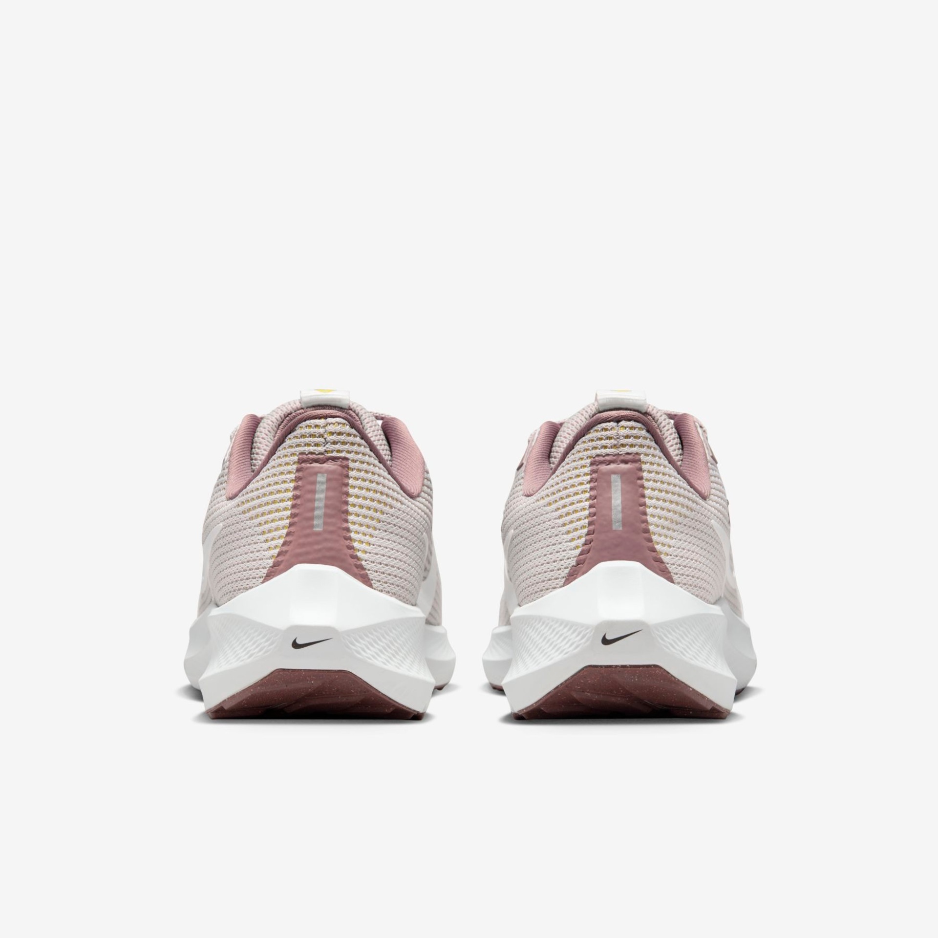 Tênis Nike Pegasus 40 Feminino - Foto 7