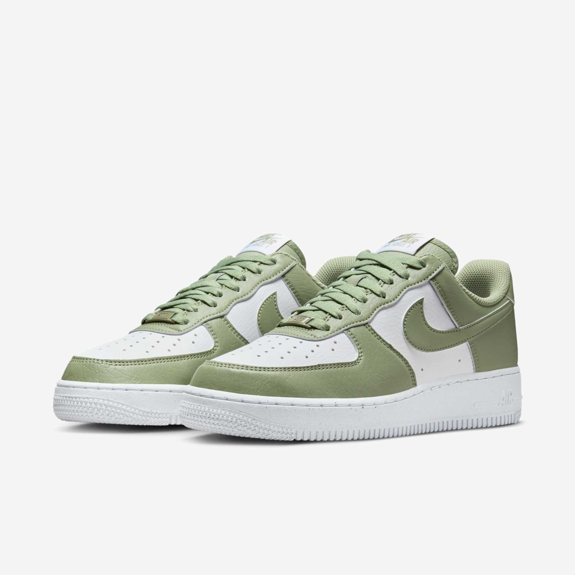 Tênis Nike Air Force 1 '07 SE Feminino - Foto 5