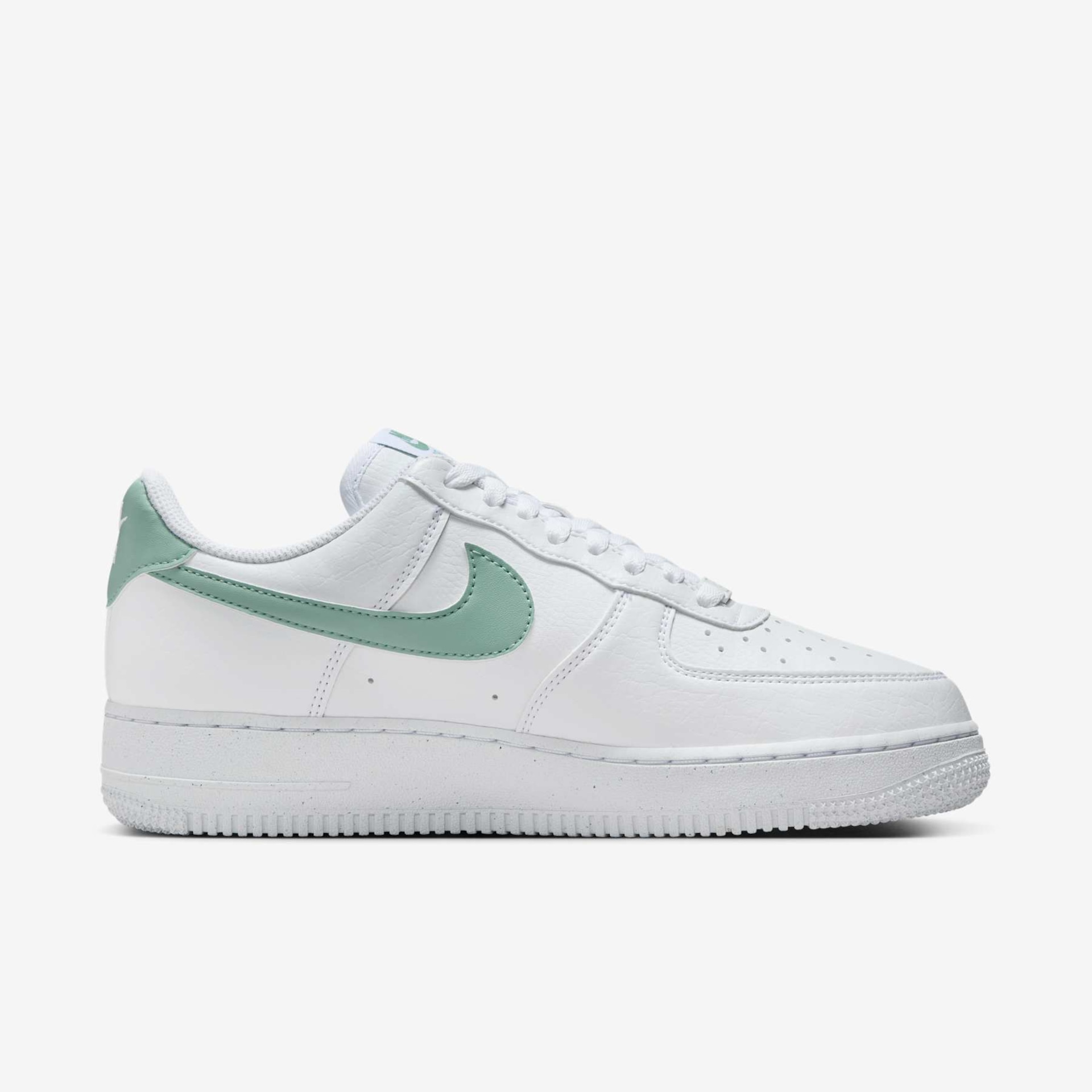 Tênis Nike Air Force 1 '07 SE Feminino - Foto 3