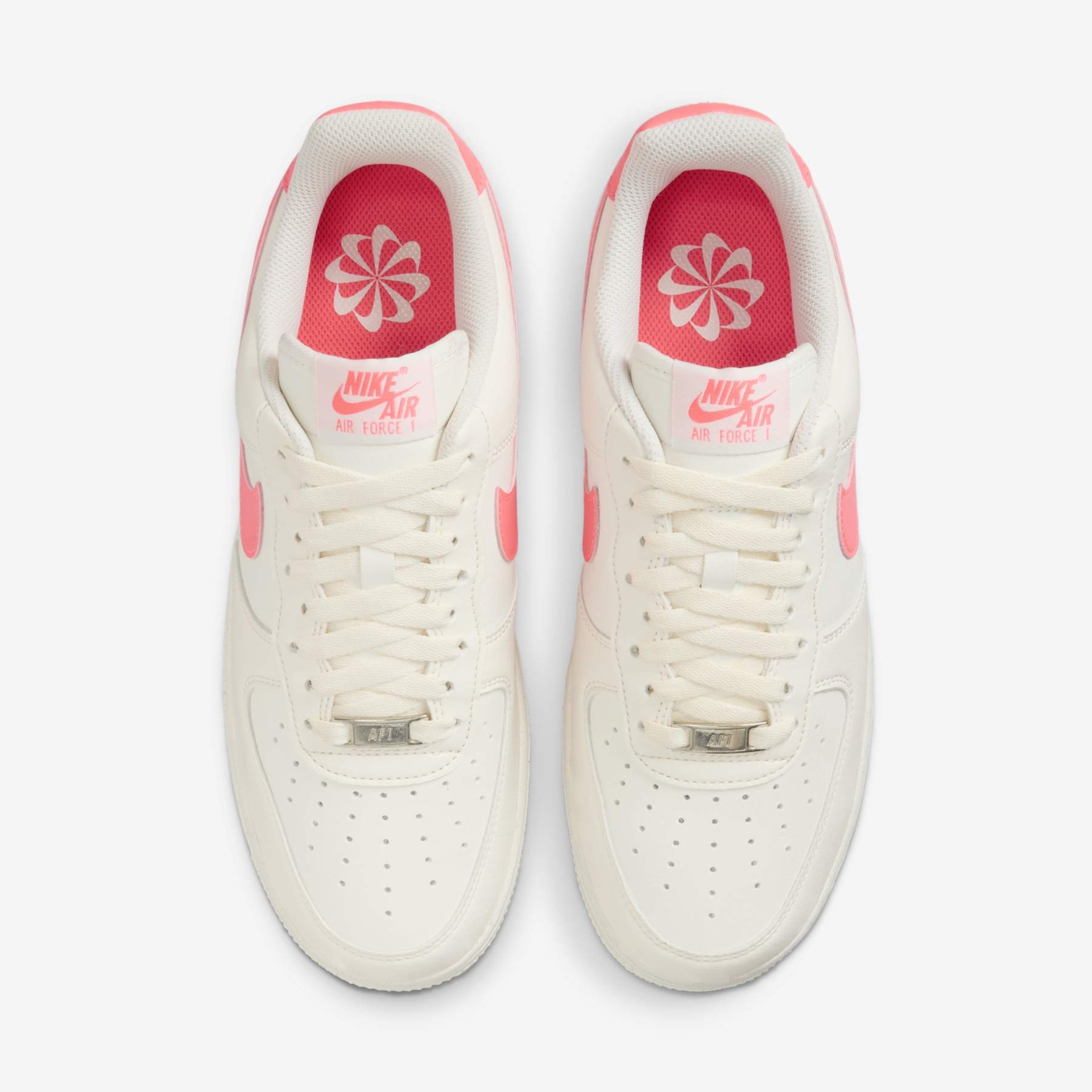 Tênis Nike Air Force 1 '07 SE Feminino - Foto 4