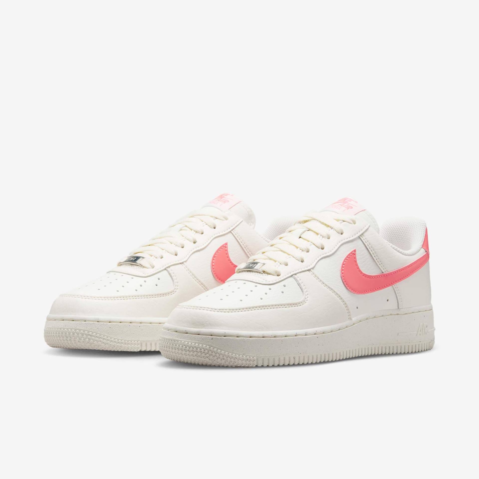 Tênis Nike Air Force 1 '07 SE Feminino - Foto 5