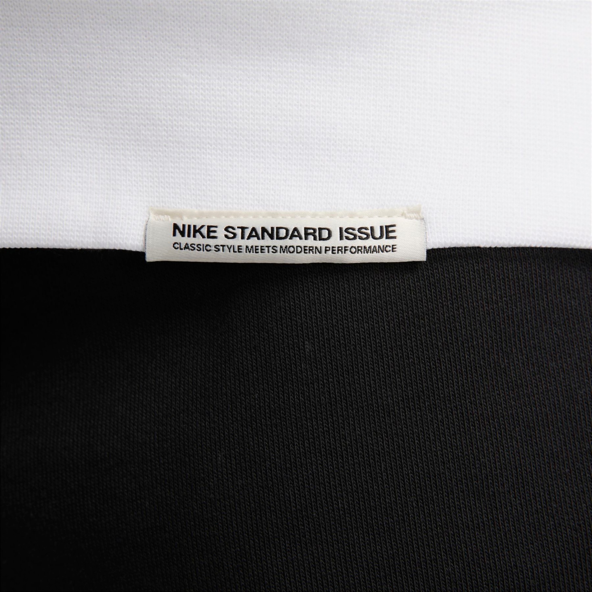 Blusão Nike Dri-FIT Standard Issue Masculino - Foto 13