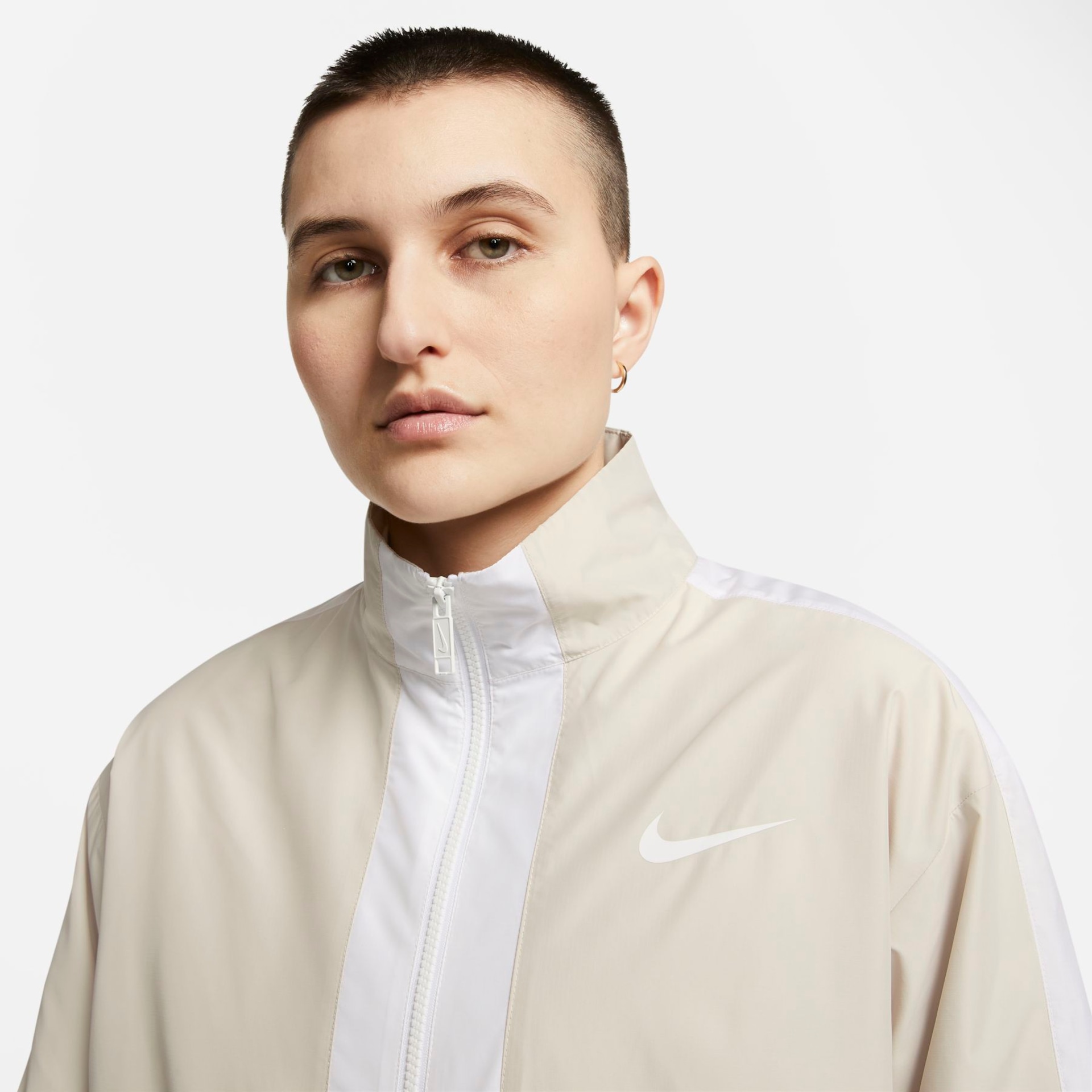 Jaqueta Nike Estados Unidos Essential Feminina - Foto 3