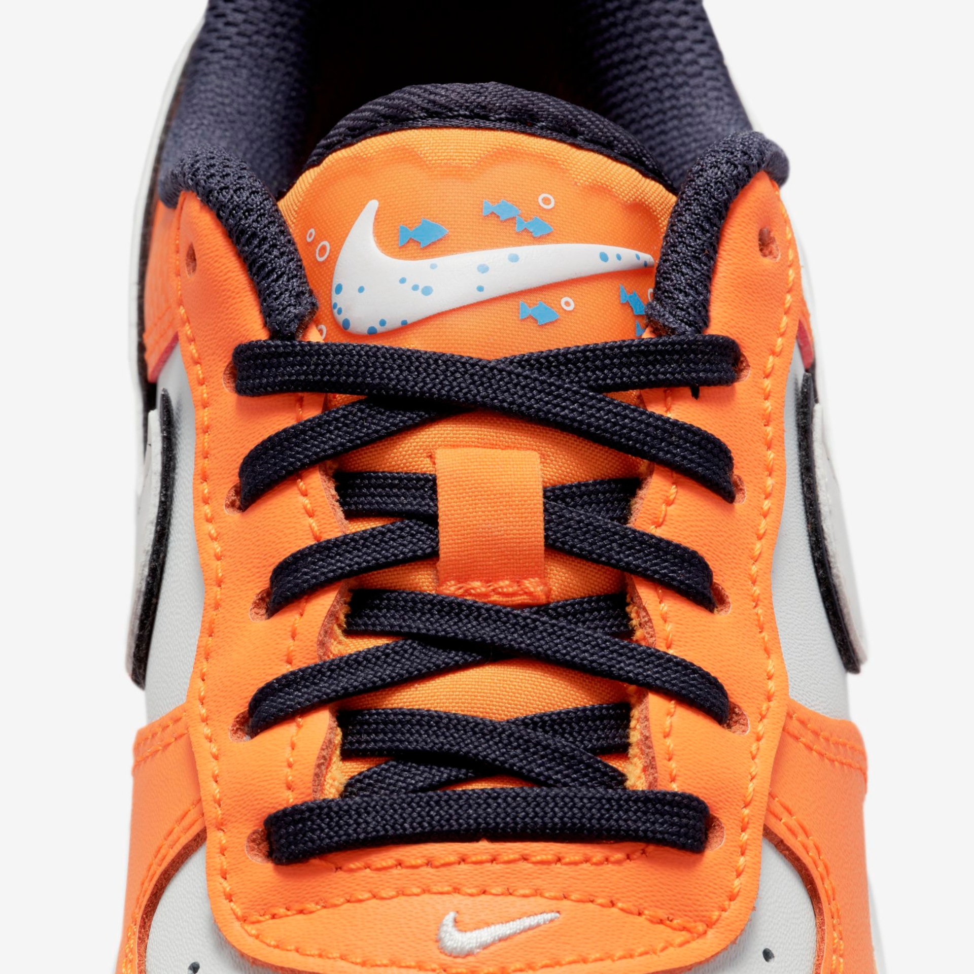 Tênis Nike Force 1 Low SE Infantil - Foto 9