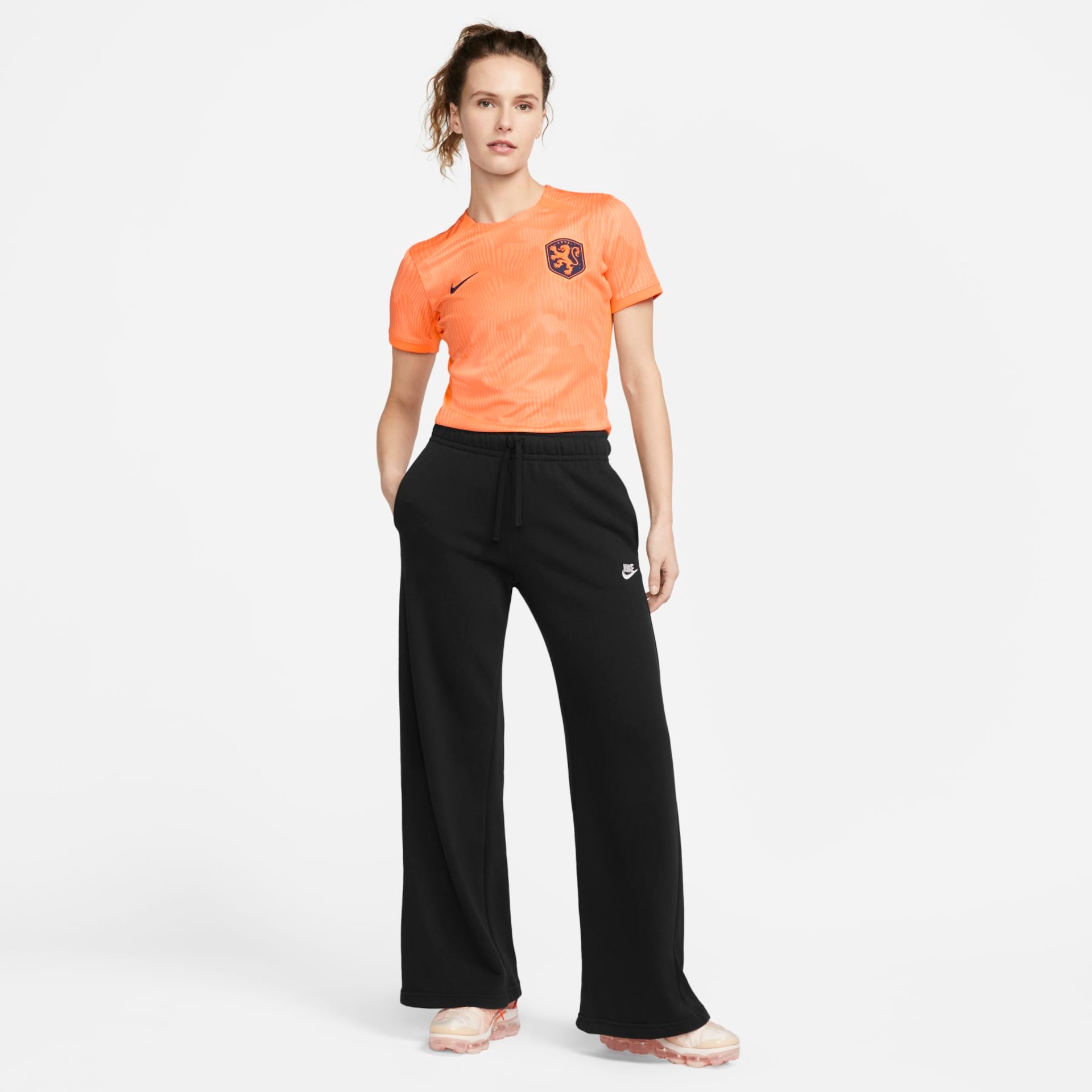 Camisa Nike Holanda I 2023/24 Torcedora Pro Feminina - Foto 7