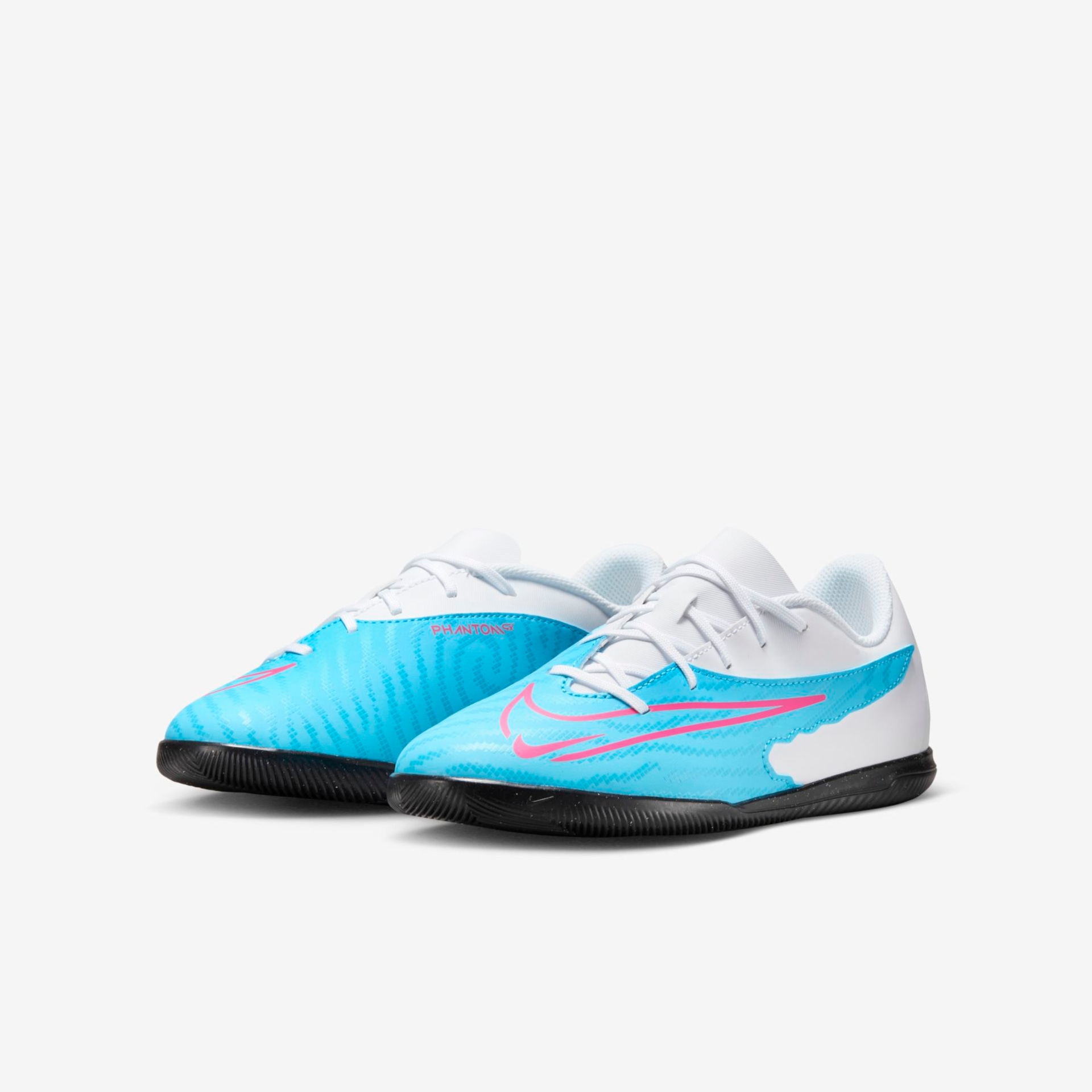 Chuteira Nike Phantom GX Club Infantil Futsal - Foto 5
